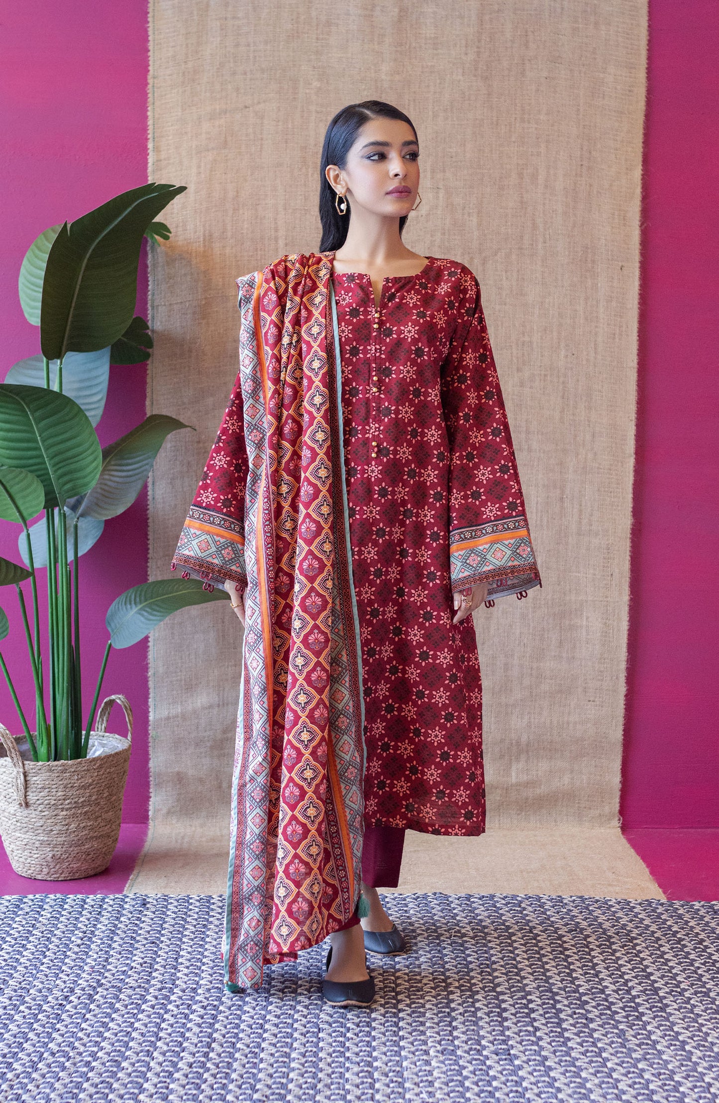 OTL-22-055/S MAROON KHADDAR  READY TO WEAR SHIRT DUPATTA PANTS