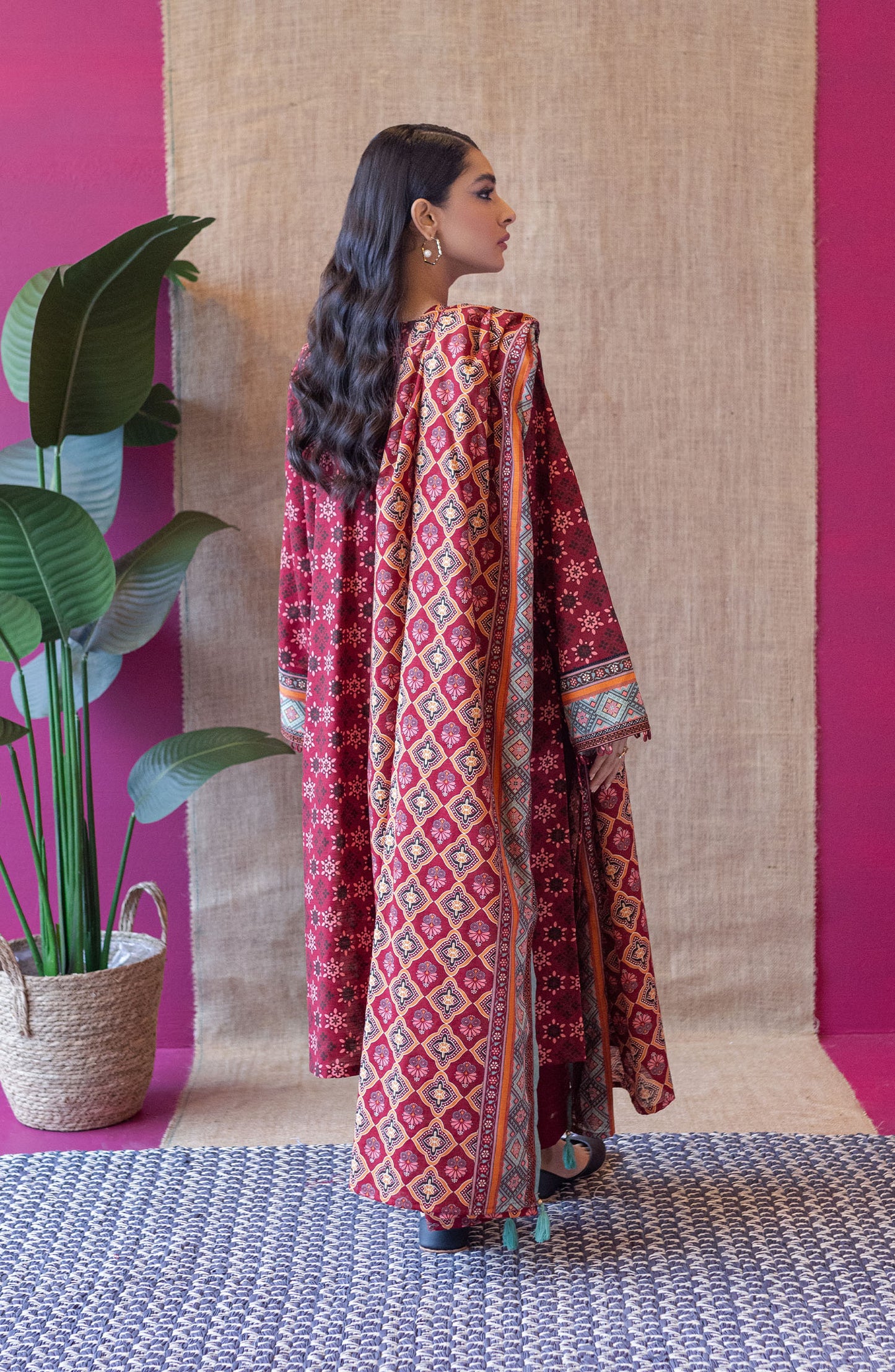 OTL-22-055/S MAROON KHADDAR  READY TO WEAR SHIRT DUPATTA PANTS