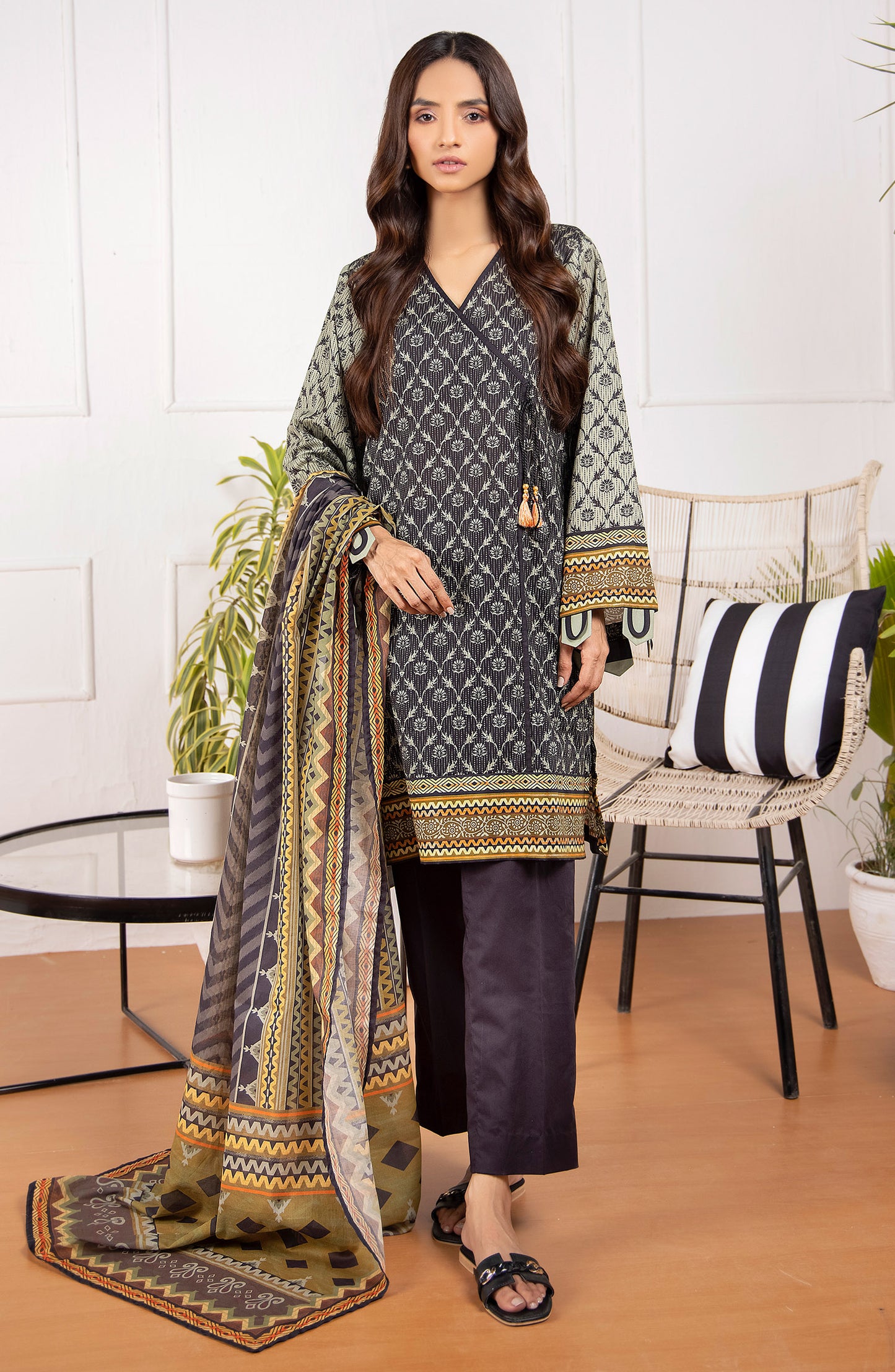 Unstitched 2 Piece Printed Lawn Shirt Dupatta
