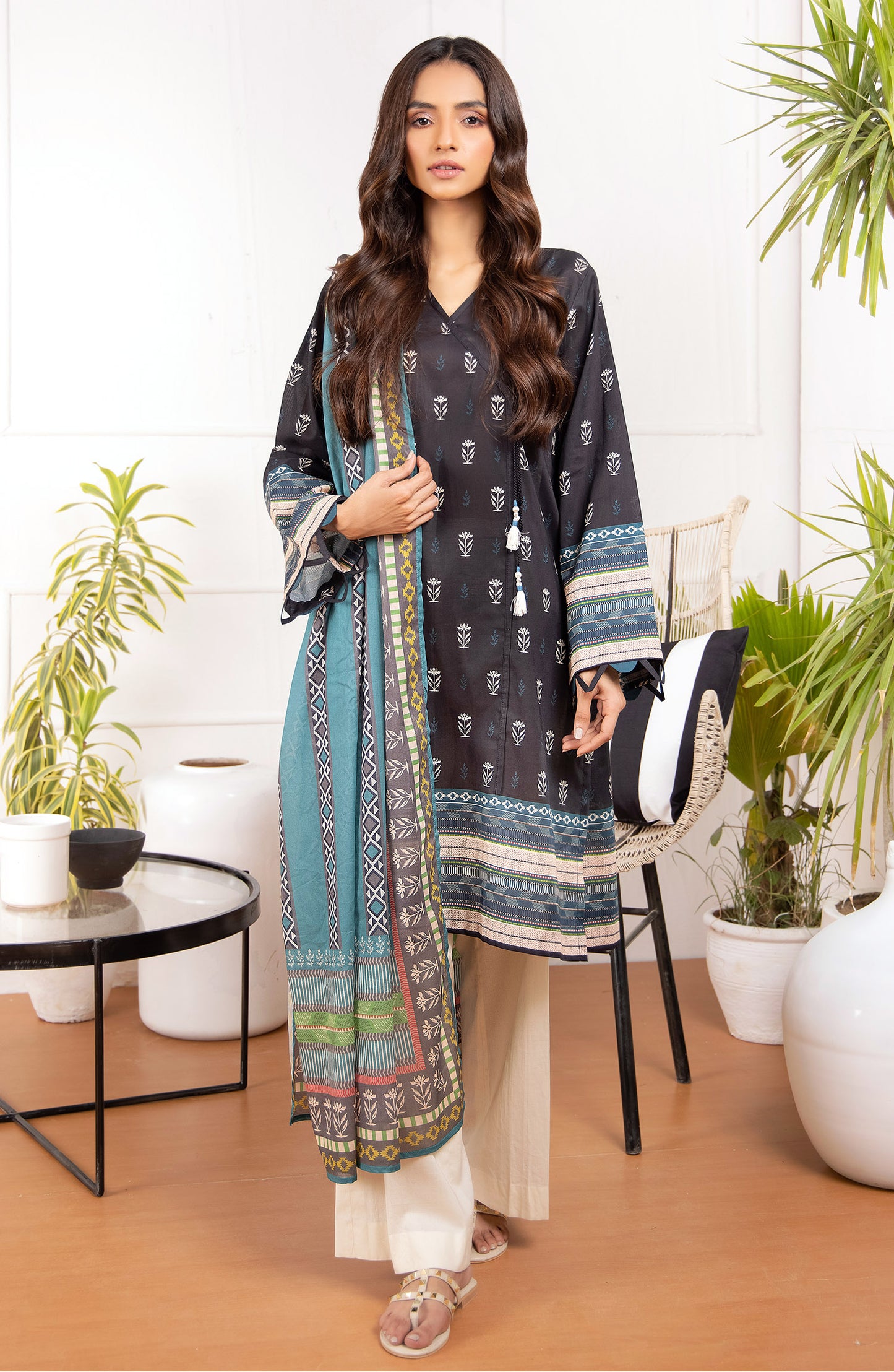 Unstitched 2 Piece Printed Lawn Shirt Dupatta