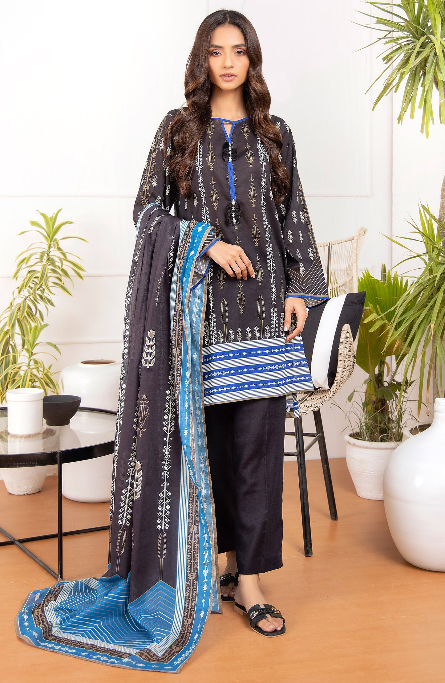 Unstitched 2 Piece Printed Lawn Shirt Dupatta