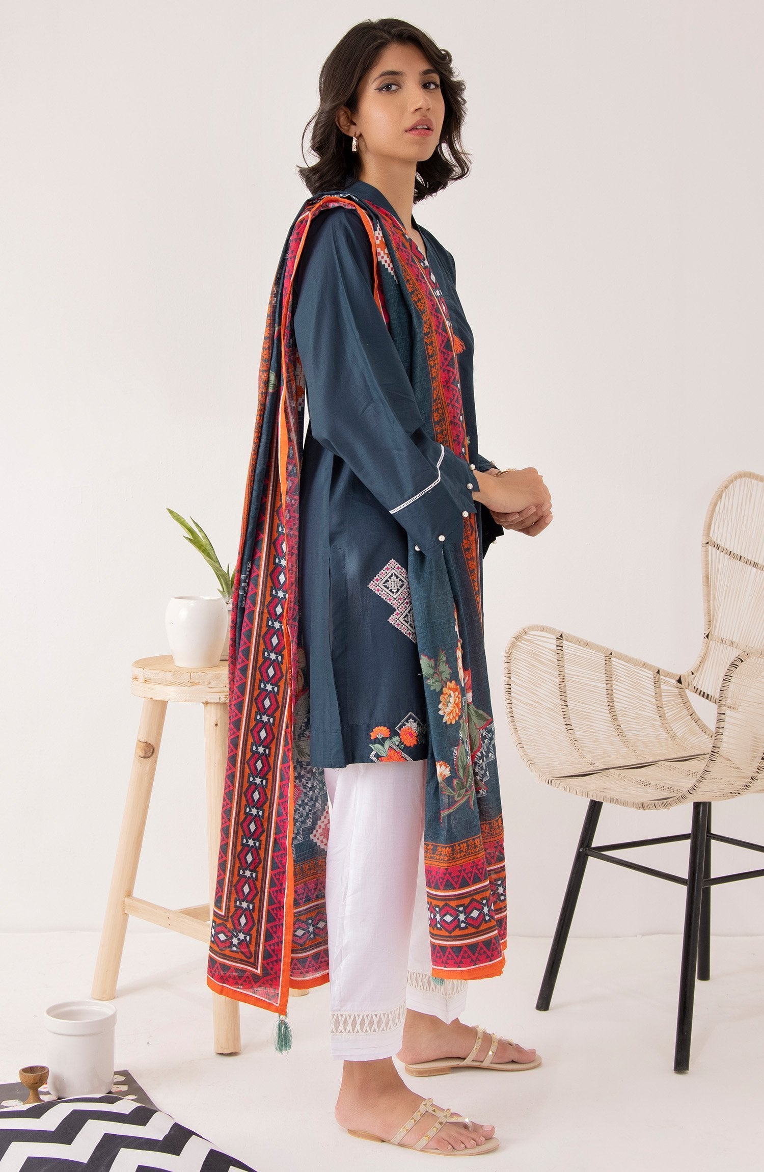 OTL-22-004/U RED LAWN  UNSTITCHED SHIRT DUPATTA PANTS