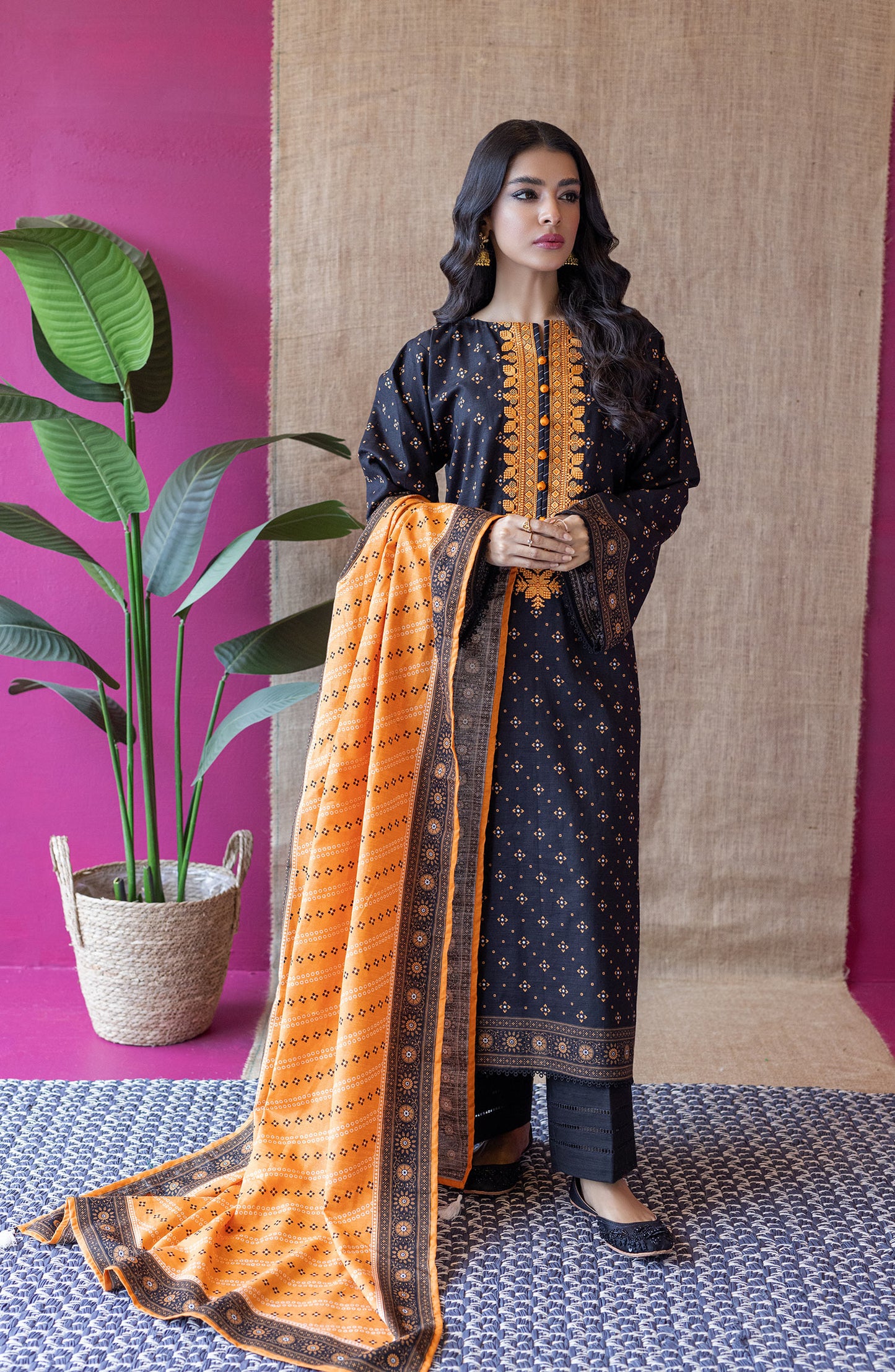 OTL-22-125/U BLACK KHADDAR  UNSTITCHED SHIRT DUPATTA PANTS