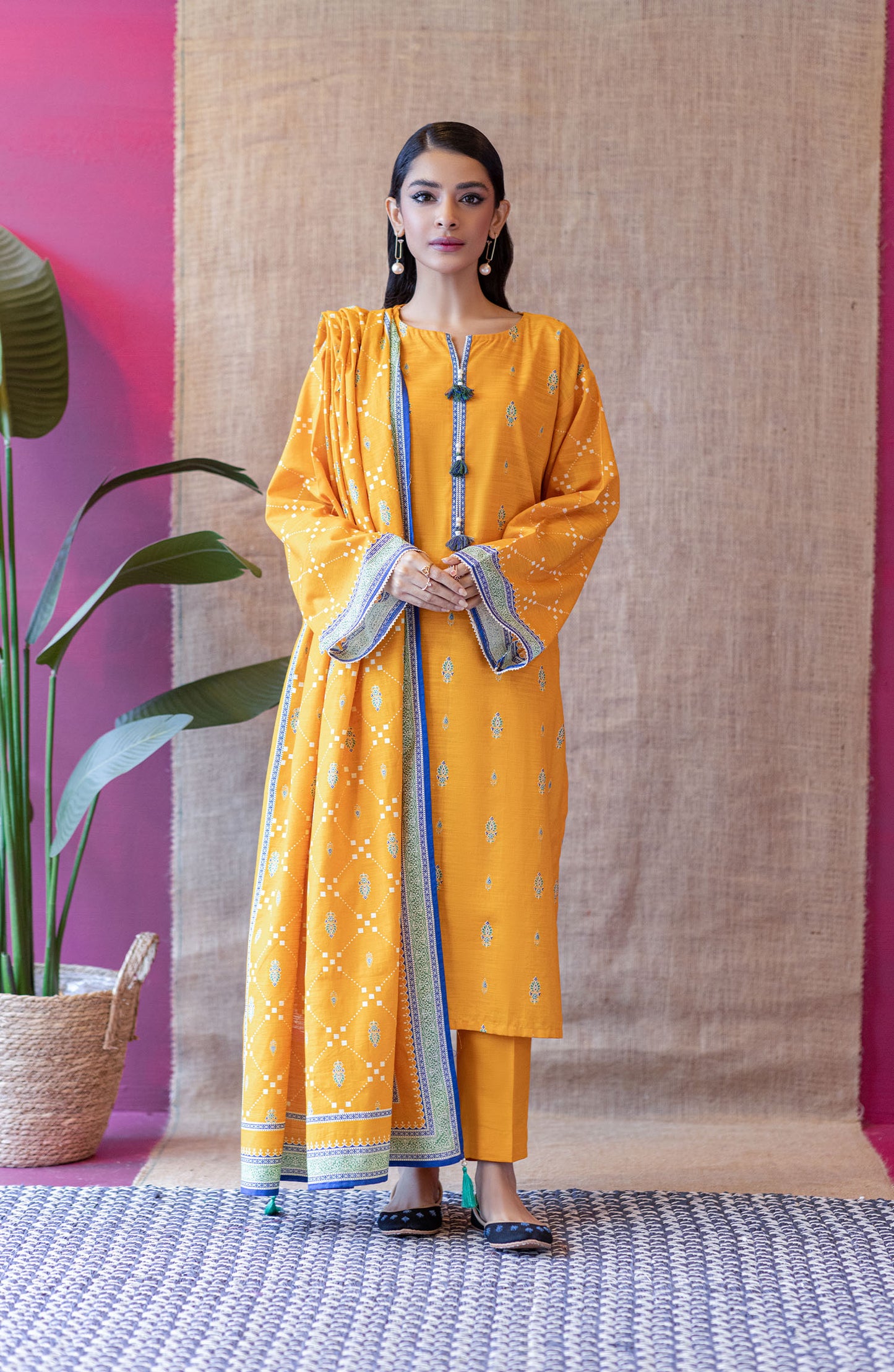 Stitched 3 Piece Printed Khaddar Shirt , Khaddar Pant and Khaddar Dupatta
