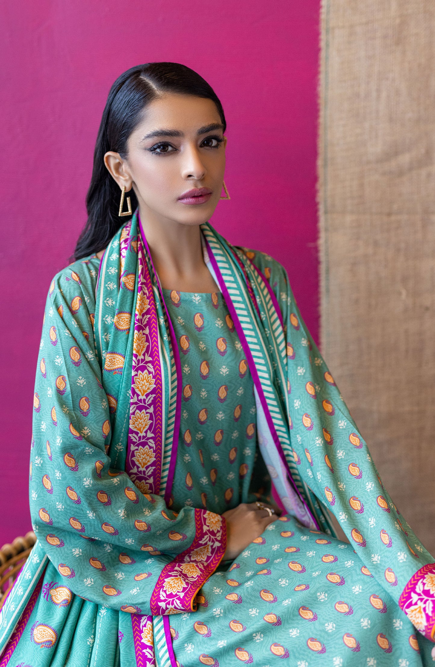 OTL-22-177/U GREEN LINEN  UNSTITCHED SHIRT DUPATTA PANTS