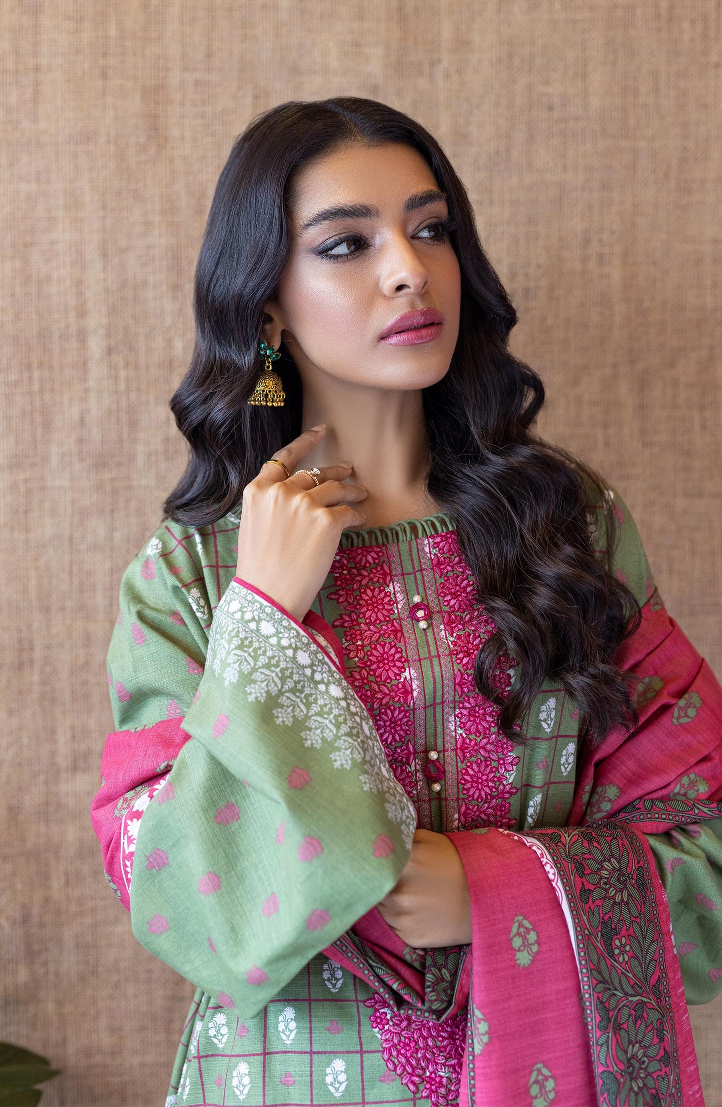 OTL-22-133/U GREEN KHADDAR  UNSTITCHED SHIRT DUPATTA PANTS
