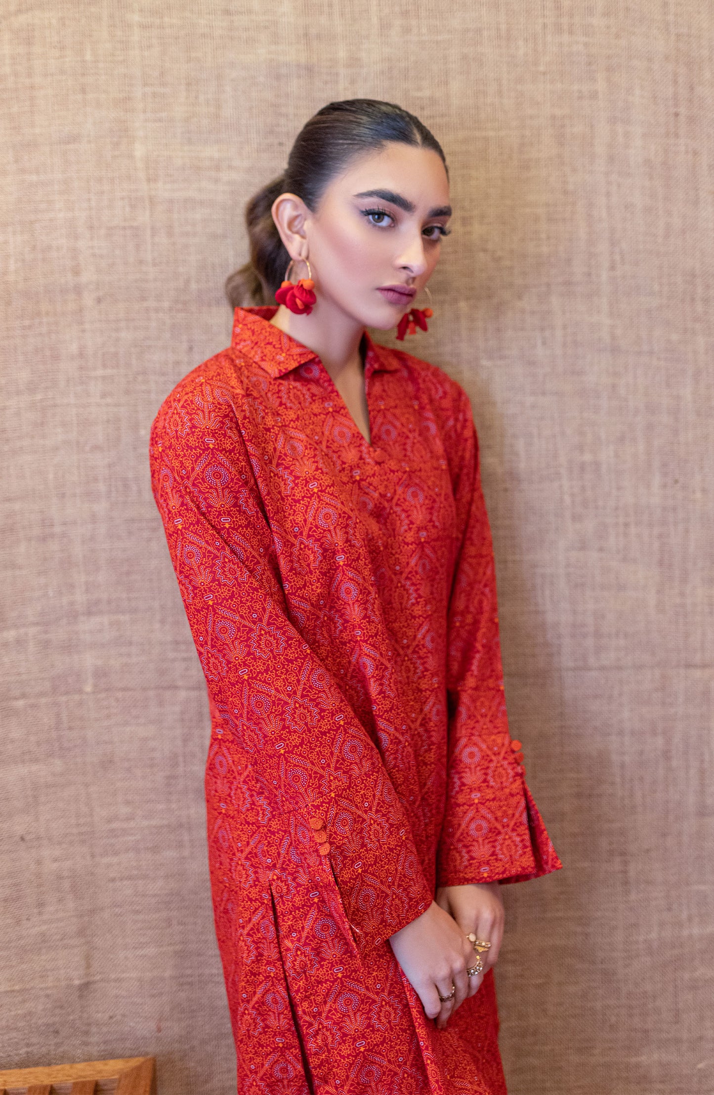 NRDS-22-084/U RED KHADDAR  UNSTITCHED SHIRT PANTS