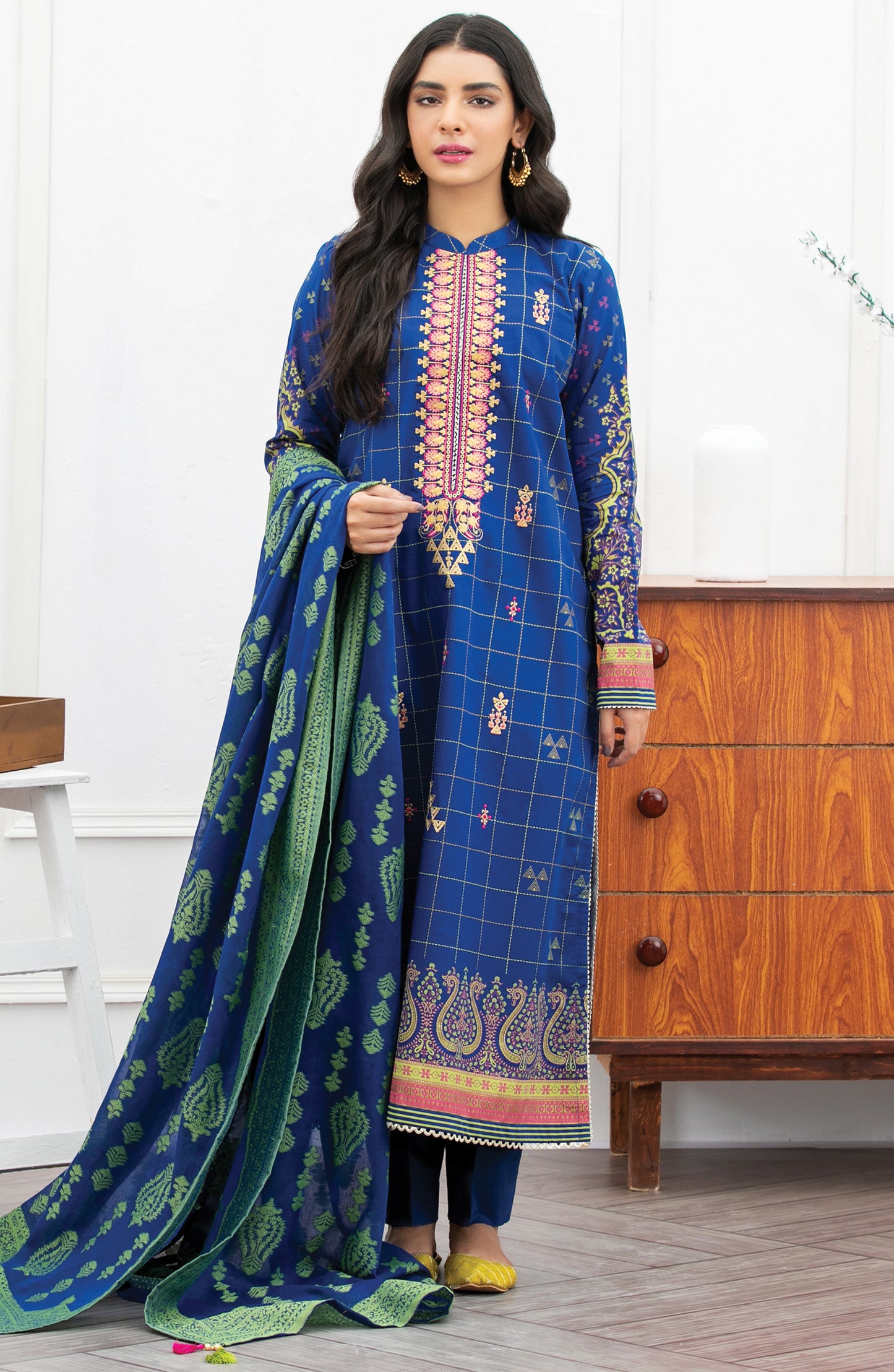 Unstitched 3 Piece Embroidered Lawn Suit