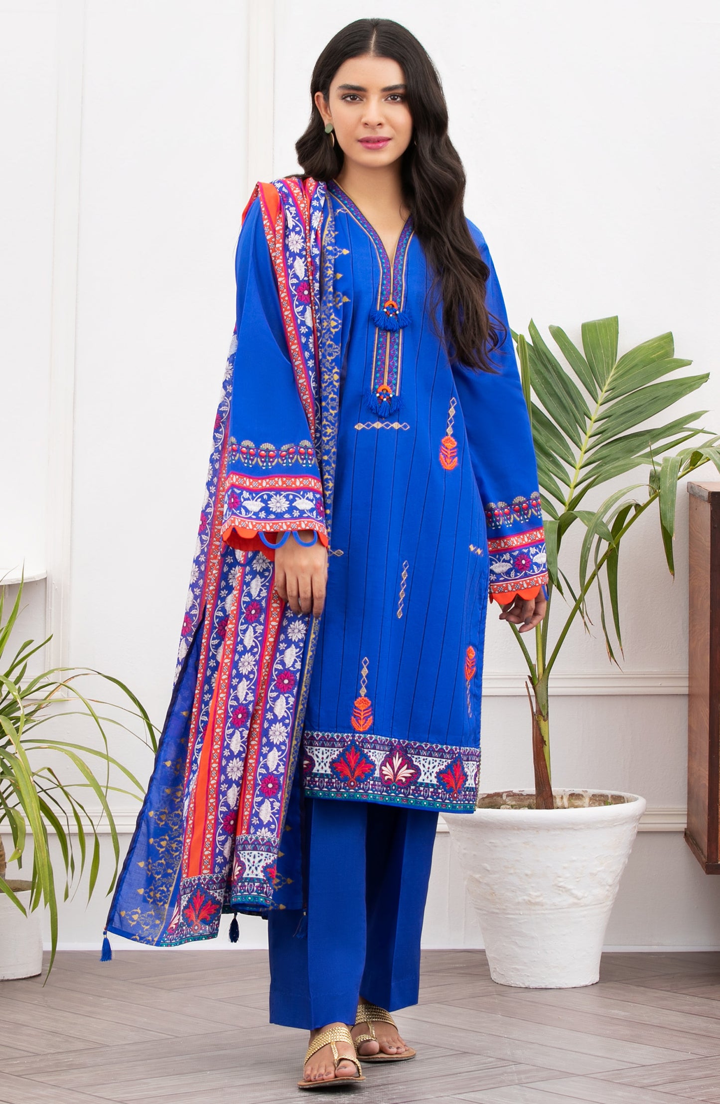 Unstitched 3 Piece Embroidered Lawn Suit