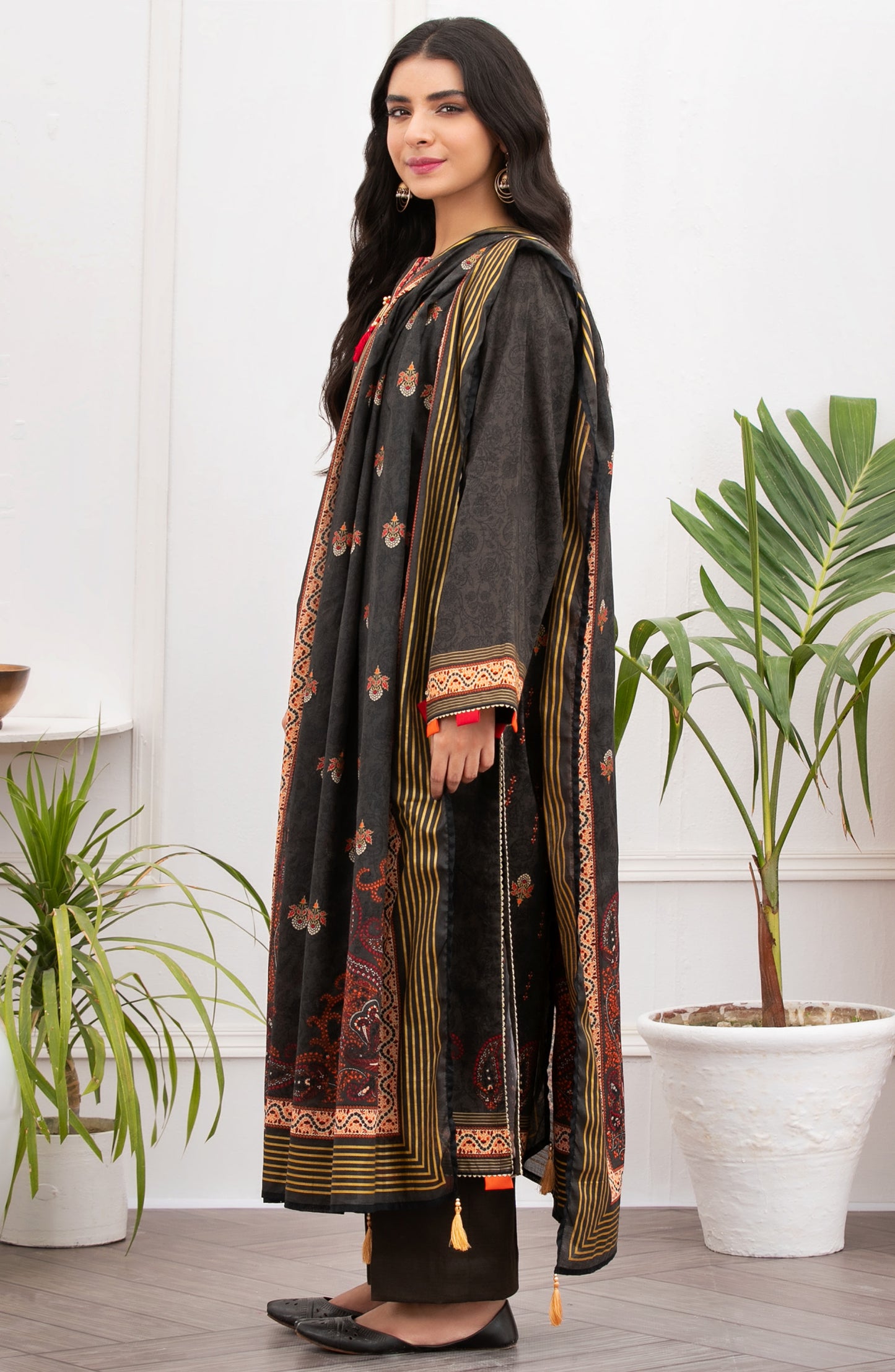 Unstitched 3 Piece Embroidered Lawn Suit