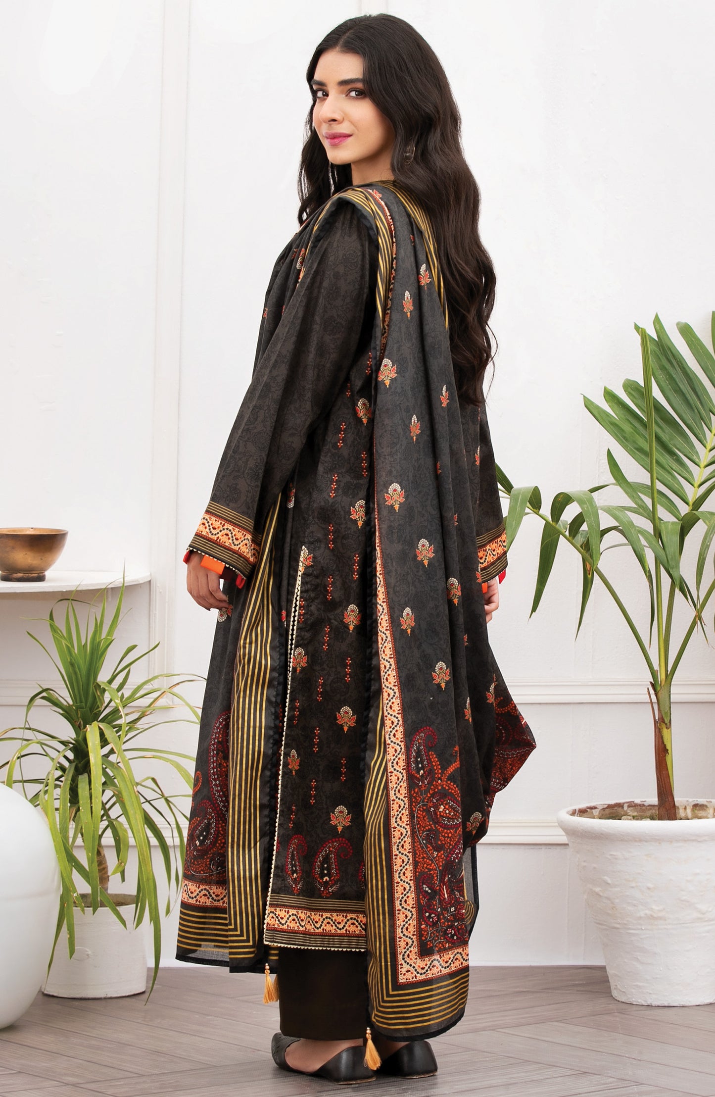 Unstitched 3 Piece Embroidered Lawn Suit