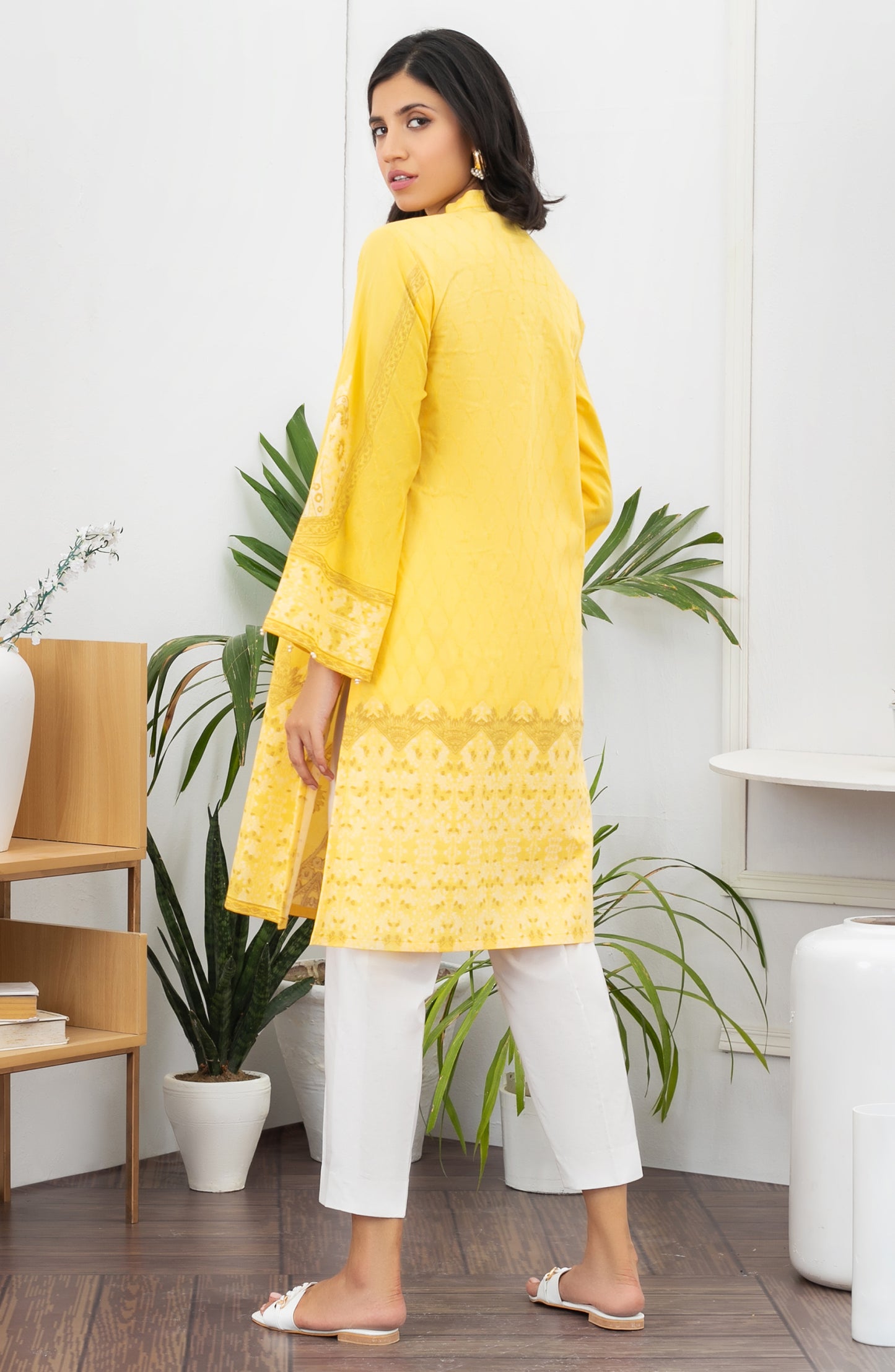 HCS-22-061/U YELLOW JACQUARD SCSHIRT UNSTITCHED SHIRT