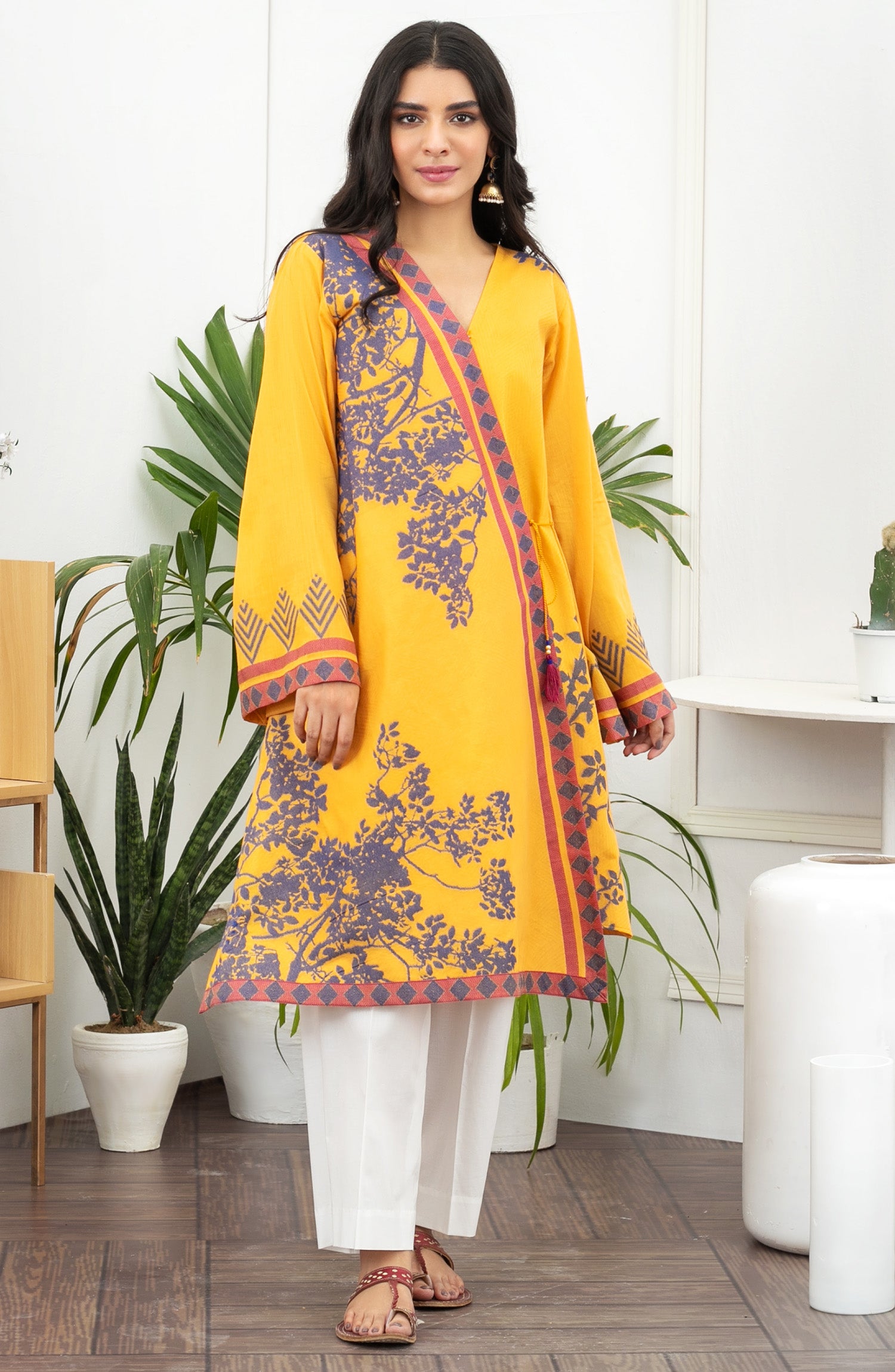 HCS-22-068/U YELLOW JACQUARD SCSHIRT UNSTITCHED SHIRT