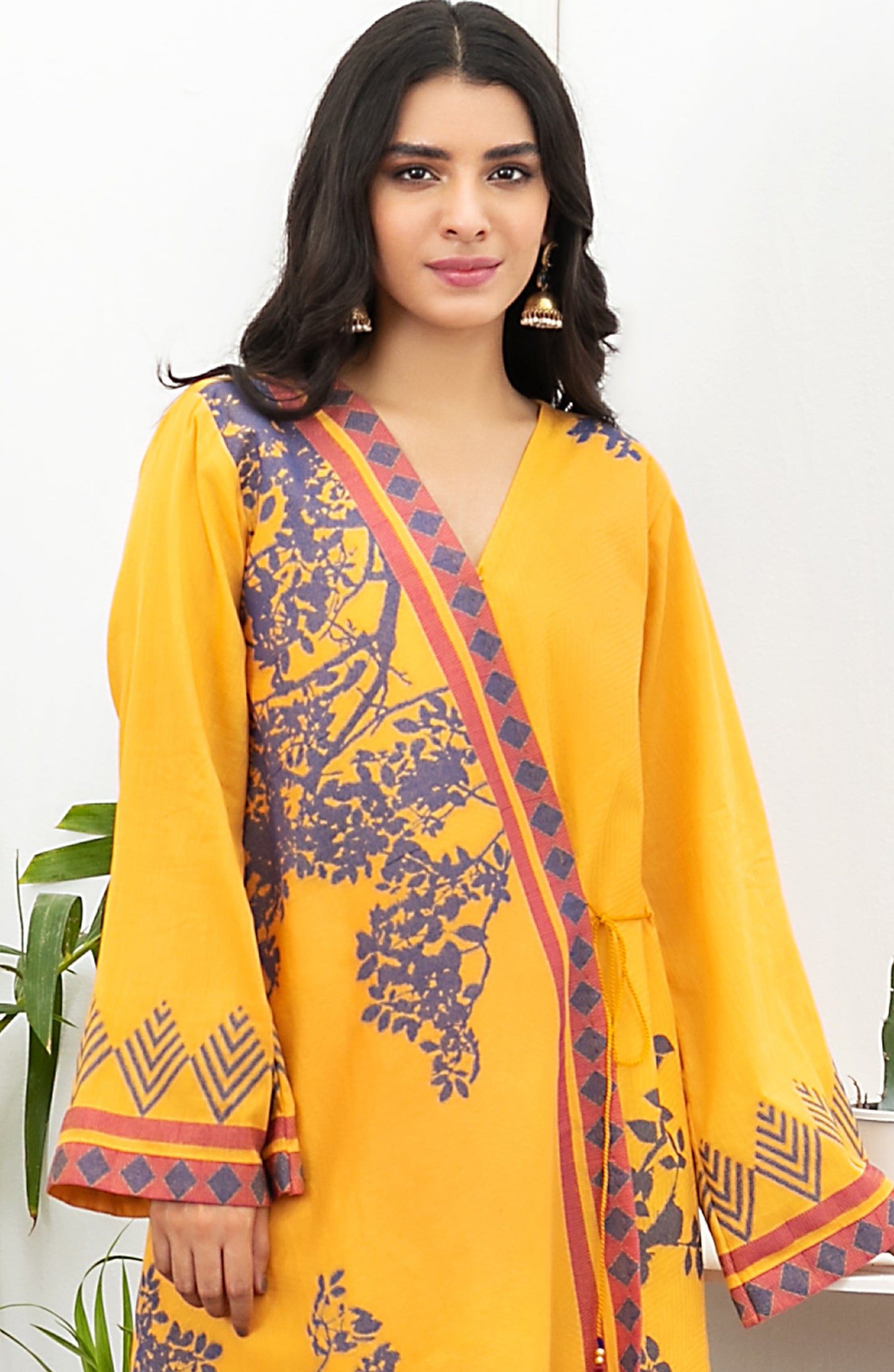 HCS-22-068/U YELLOW JACQUARD SCSHIRT UNSTITCHED SHIRT