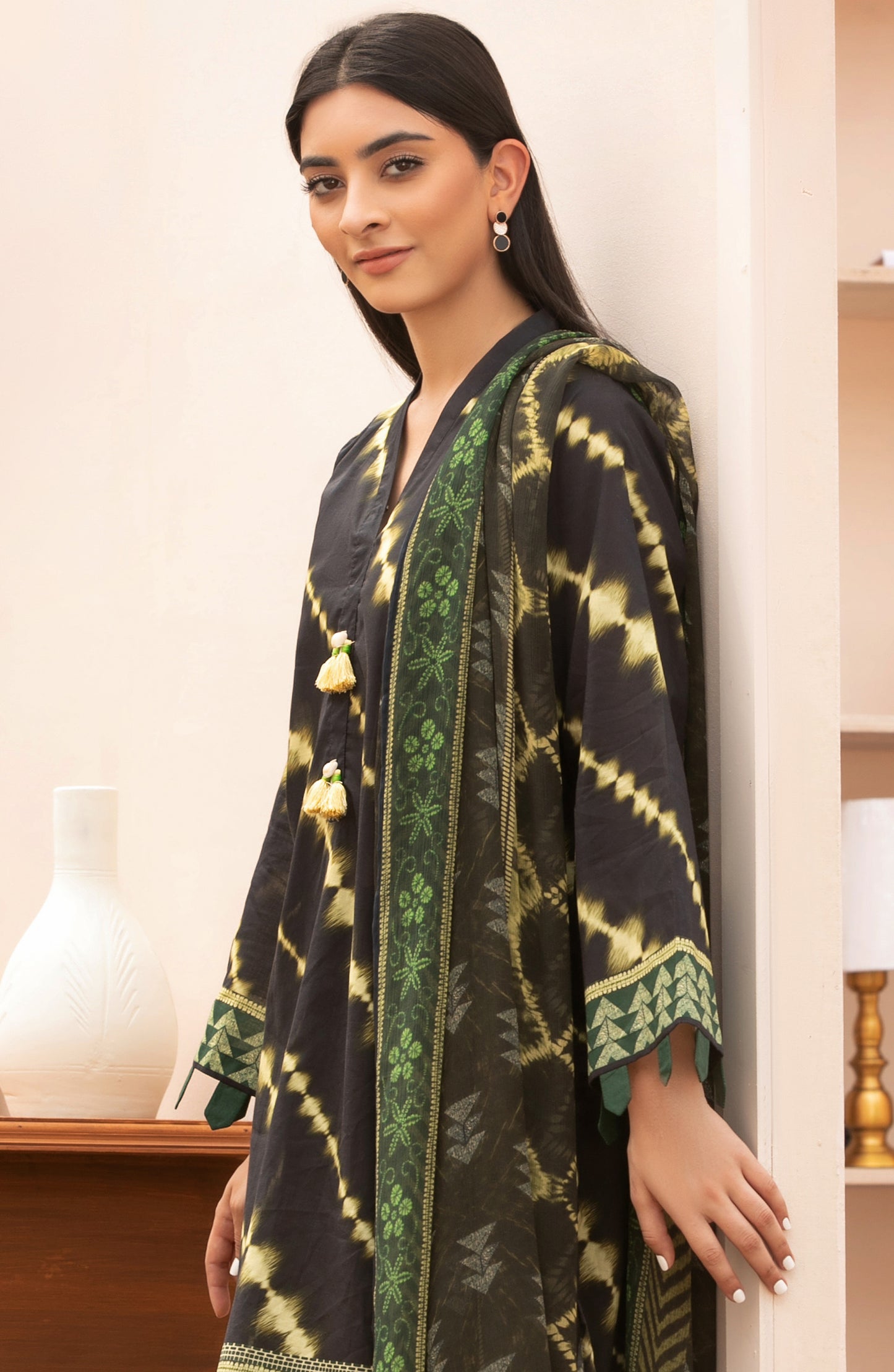 Unstitched 2 Piece Printed Lawn Shirt Chiffon Dupatta