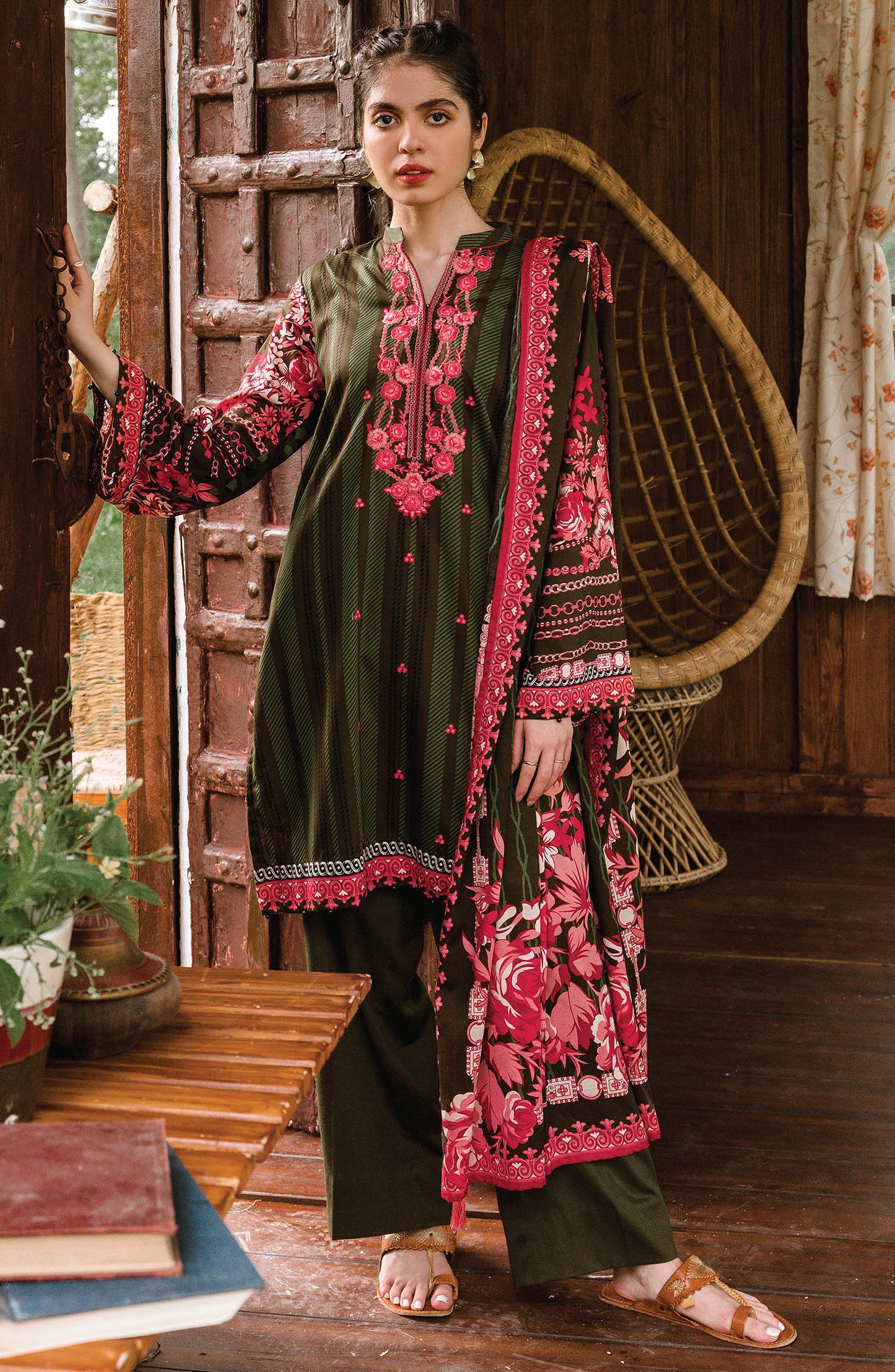 Green Unstitched Cottel Shirt Dupatta and Pants