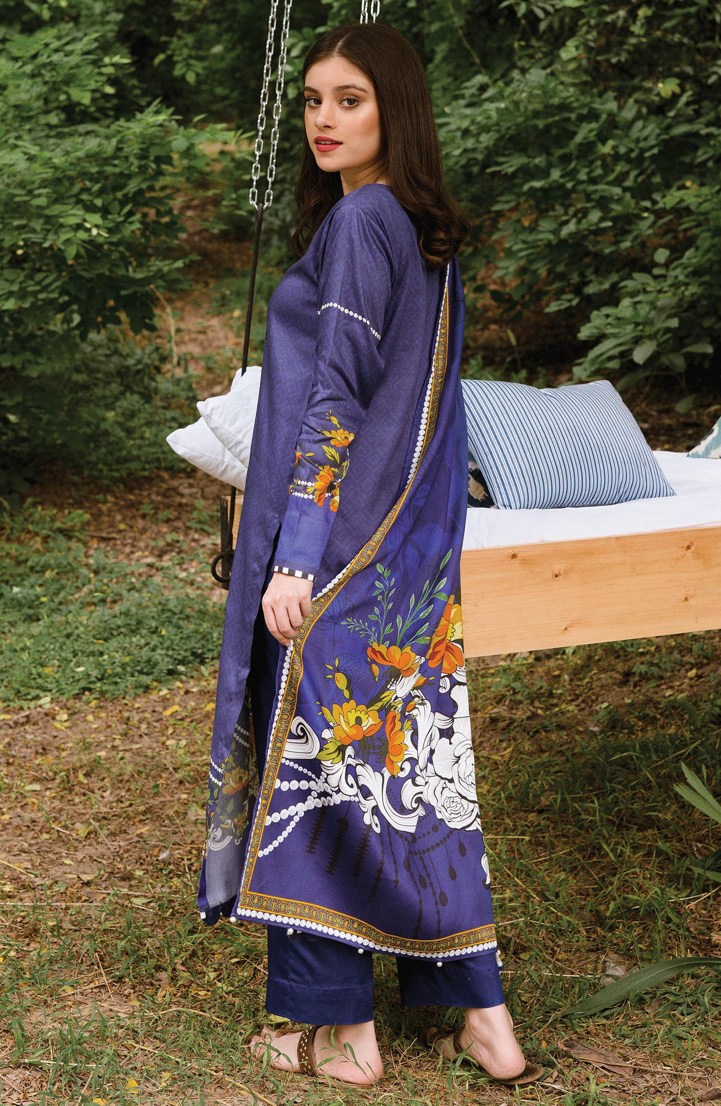 Unstitched 3 Piece Embroidered Cotton Linen Suit