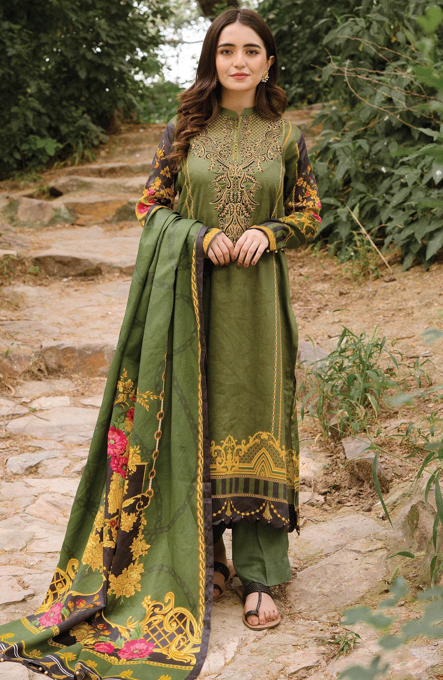 Unstitched 3 Piece Embroidered Cotton Linen Suit