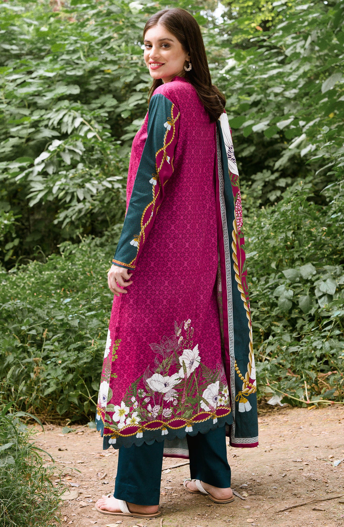 Unstitched 3 Piece Embroidered Cotton Linen Suit