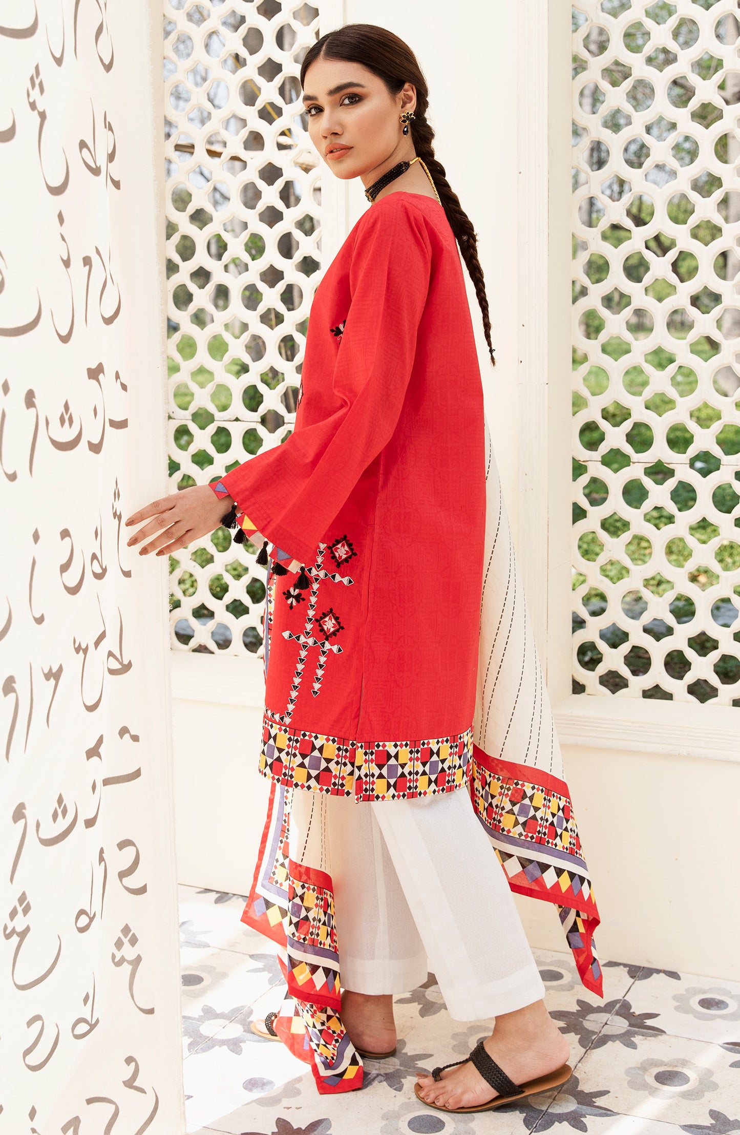 Unstitched 2 Piece Embroidered Jacquard Shirt Dupatta