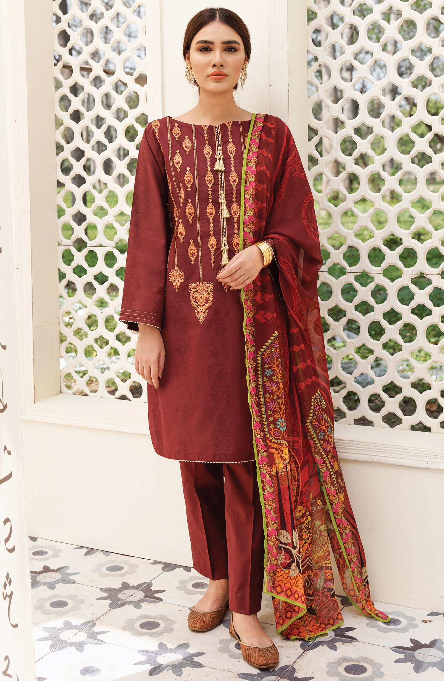 Unstitched 3 Piece Embroidered Jacquard Suit