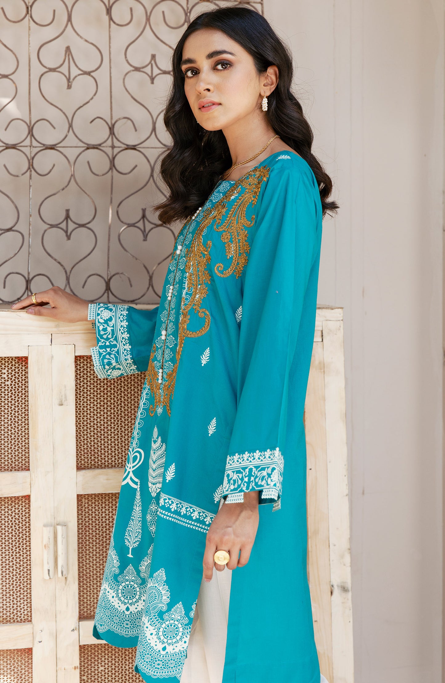 Stitched 1 Piece Embroidered Cambric Shirt (NRD-363/S GREEN)