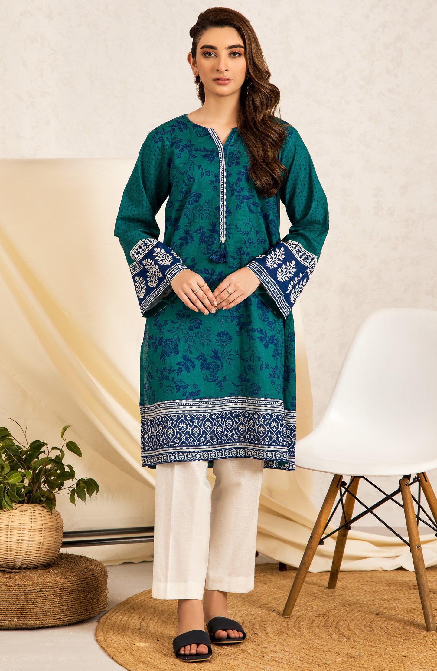 Stitched 1 Piece Printed Khaddar Shirt