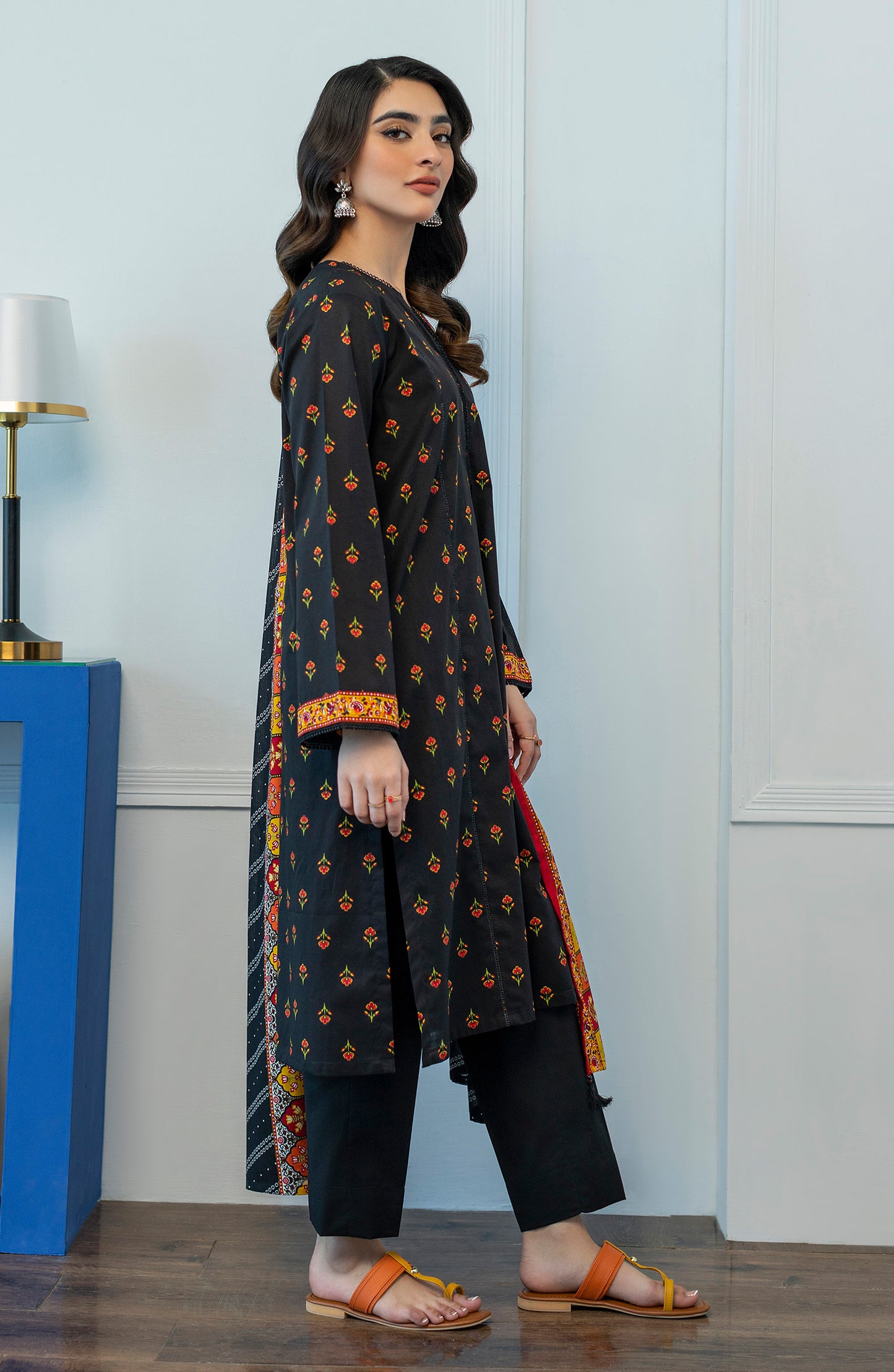 OTL-23-089/U BLACK LAWN  UNSTITCHED SHIRT DUPATTA PANTS