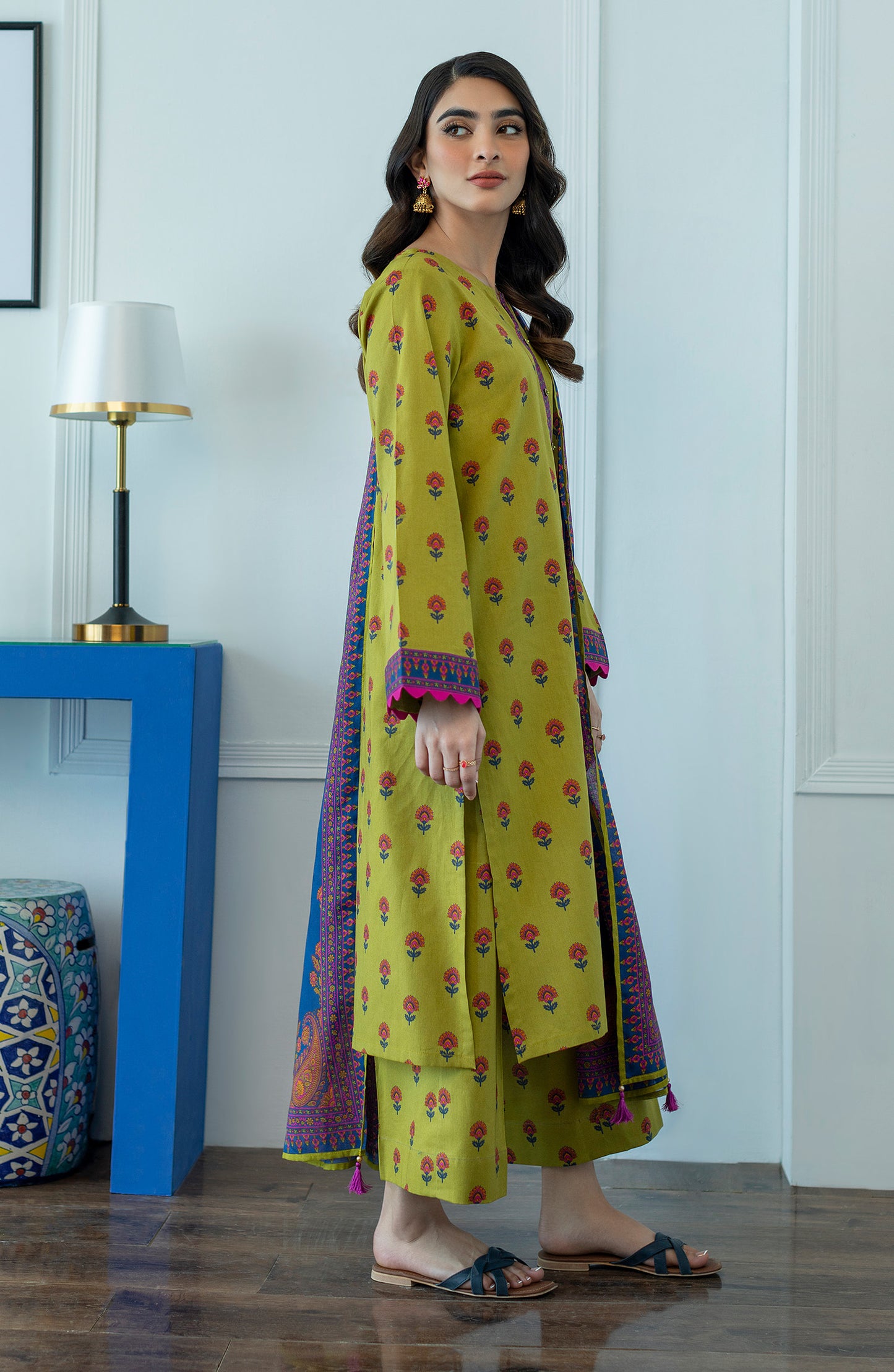 OTL-23-053/U GREEN LAWN  UNSTITCHED SHIRT DUPATTA PANTS