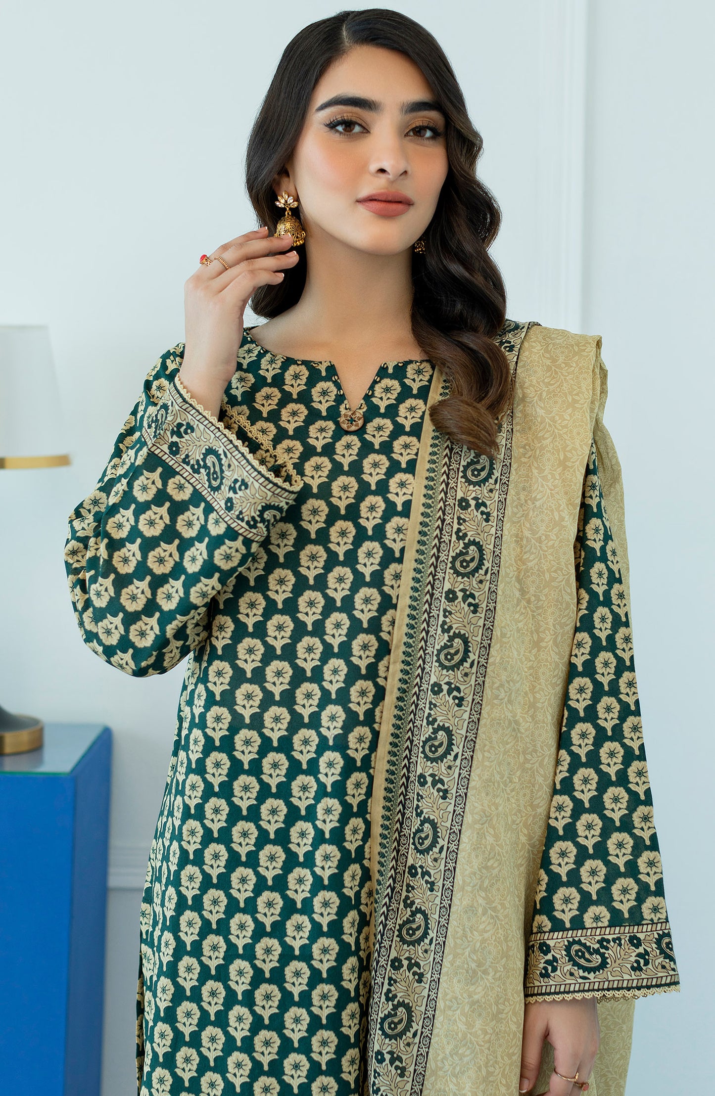 OTL-23-081/U GREEN LAWN  UNSTITCHED SHIRT DUPATTA PANTS
