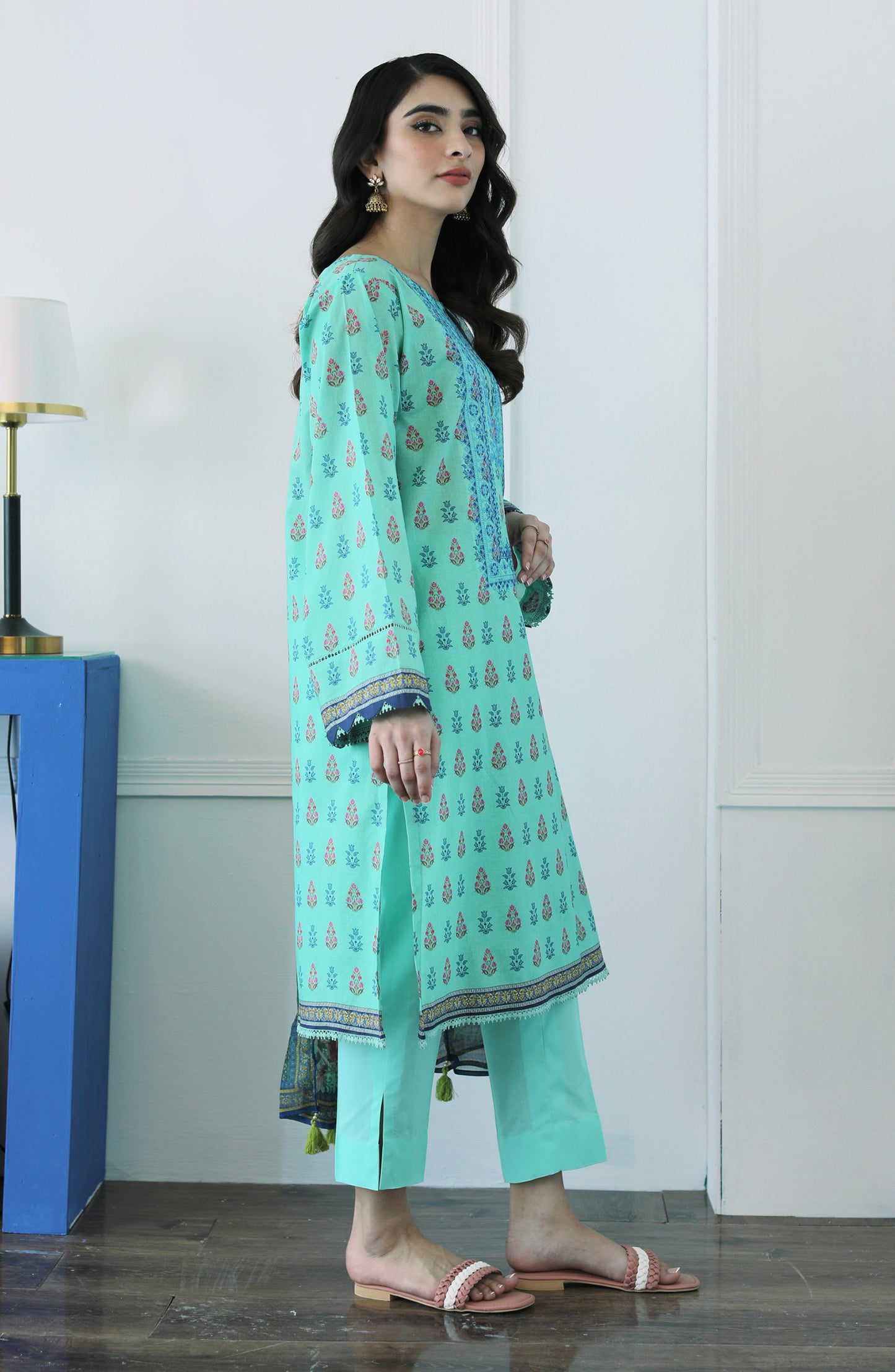 OTL-23-033/U TURQUOISE LAWN  UNSTITCHED SHIRT DUPATTA PANTS