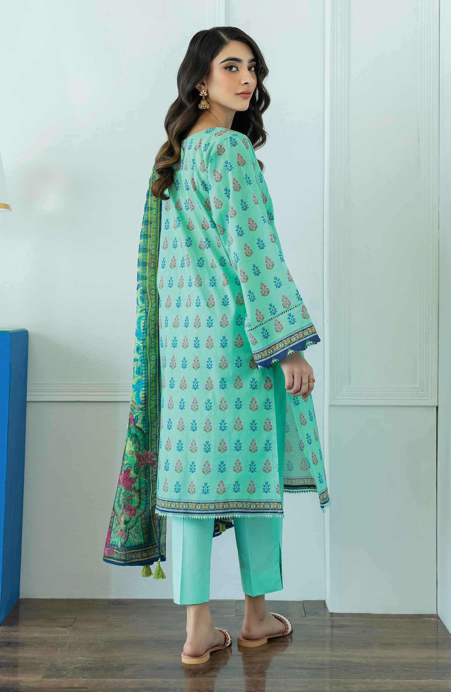 OTL-23-033/U TURQUOISE LAWN  UNSTITCHED SHIRT DUPATTA PANTS