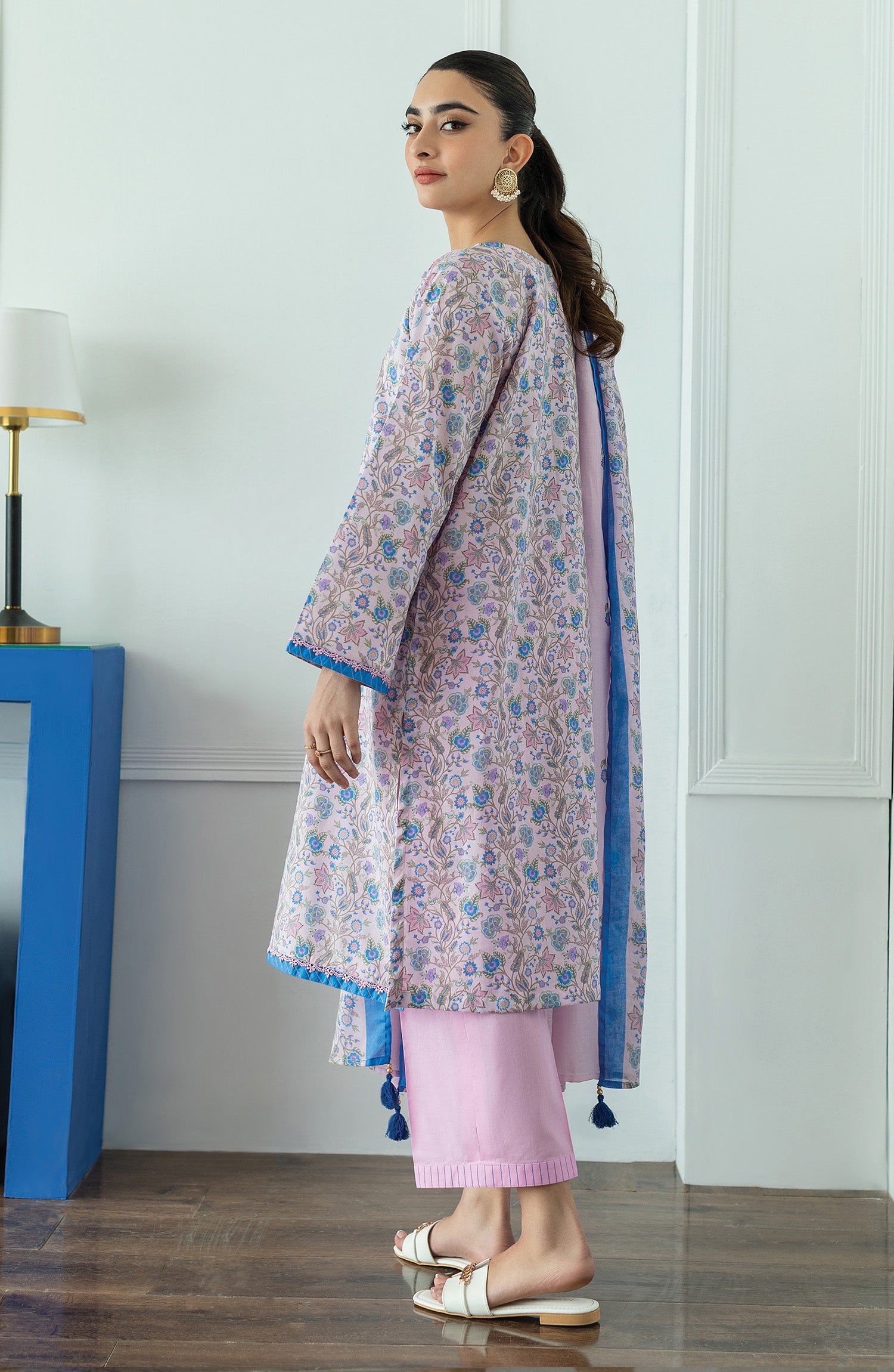 OTL-23-002/U PINK LAWN  UNSTITCHED SHIRT DUPATTA PANTS