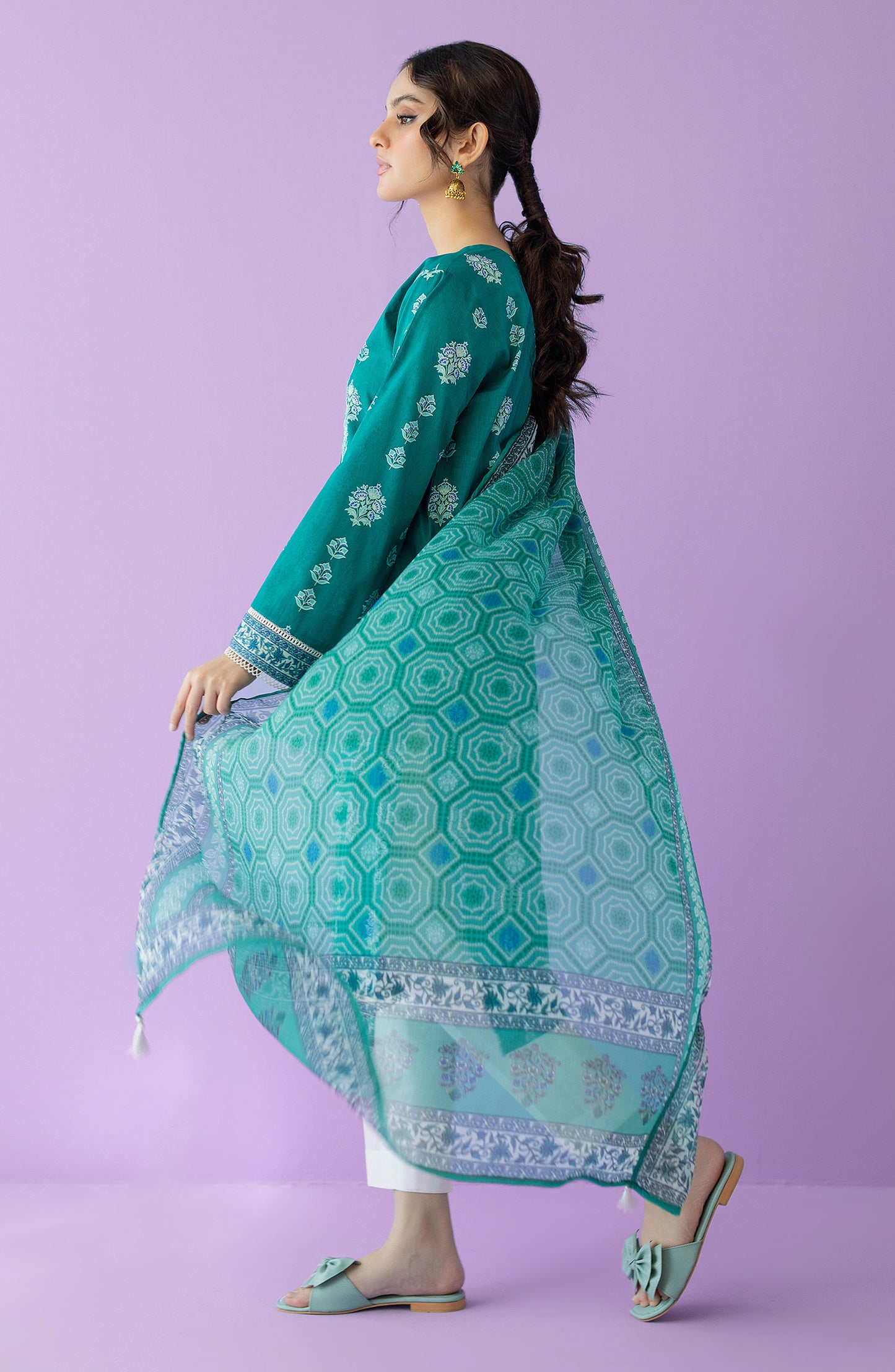 NRDS-23-019/U GREEN LAWN  UNSTITCHED SHIRT DUPATTA