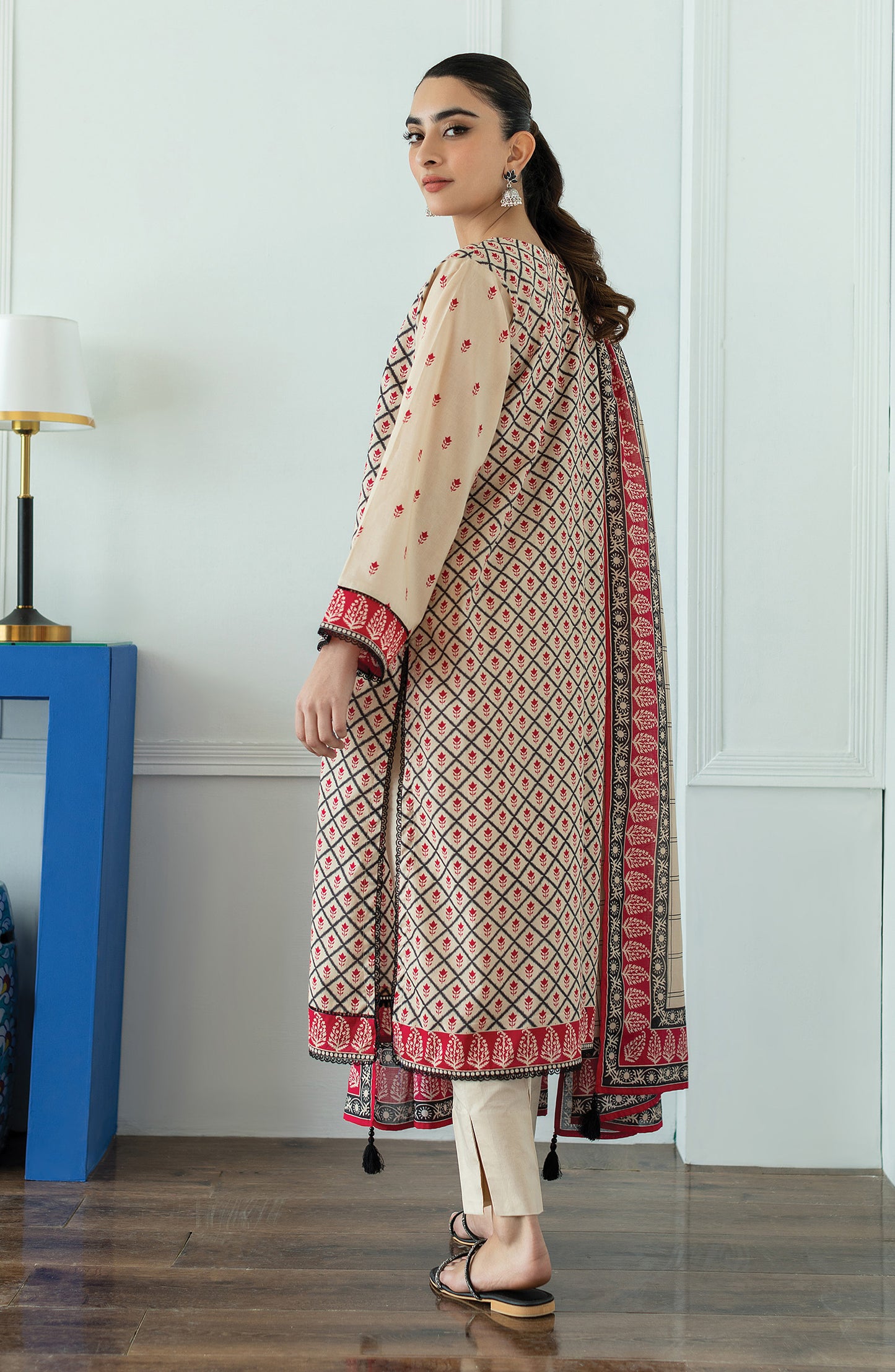 OTL-23-254/U BEIGE LAWN  UNSTITCHED SHIRT DUPATTA PANTS