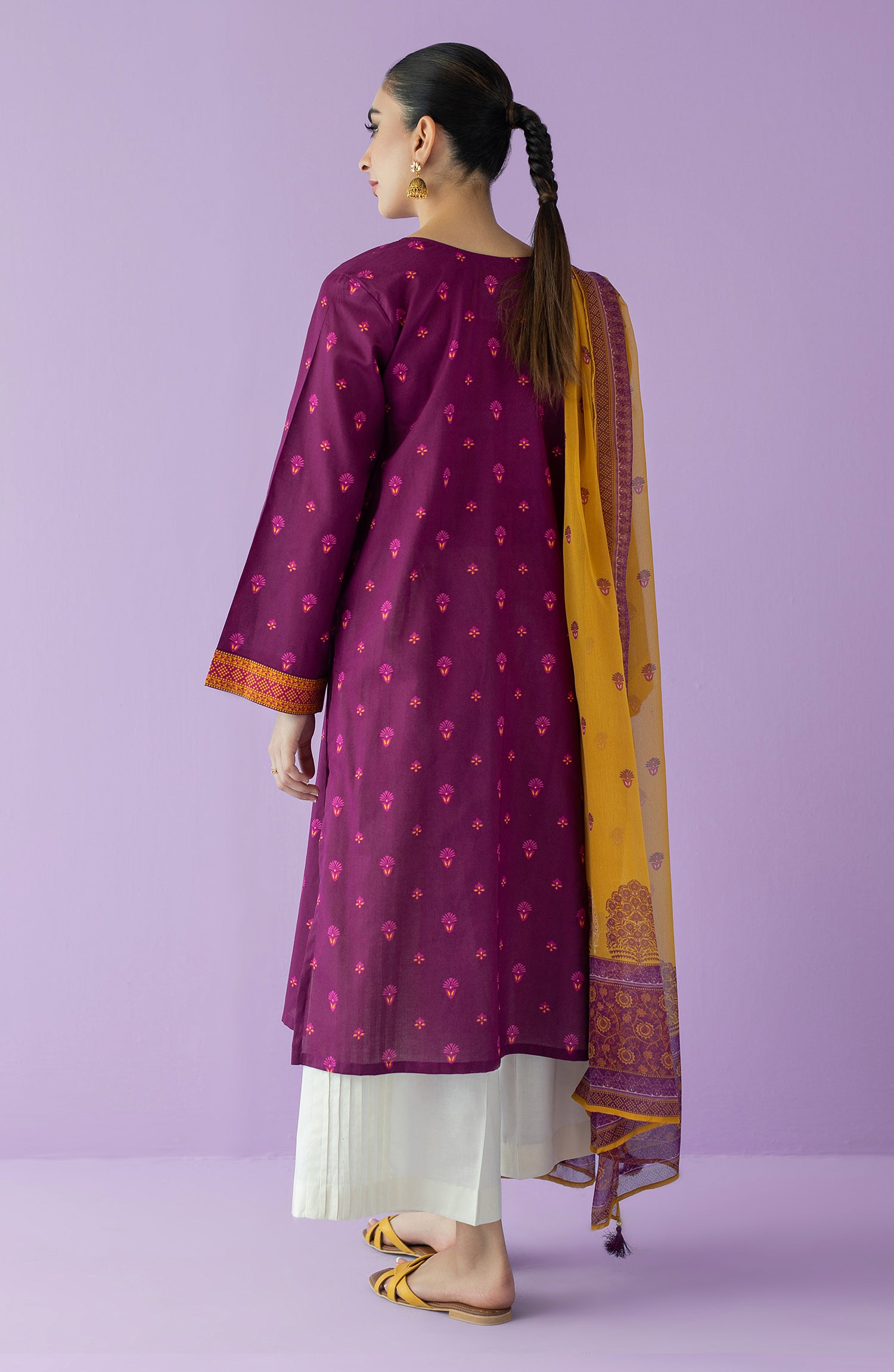 NRDS-23-044/U MAGENTA LAWN  UNSTITCHED SHIRT DUPATTA