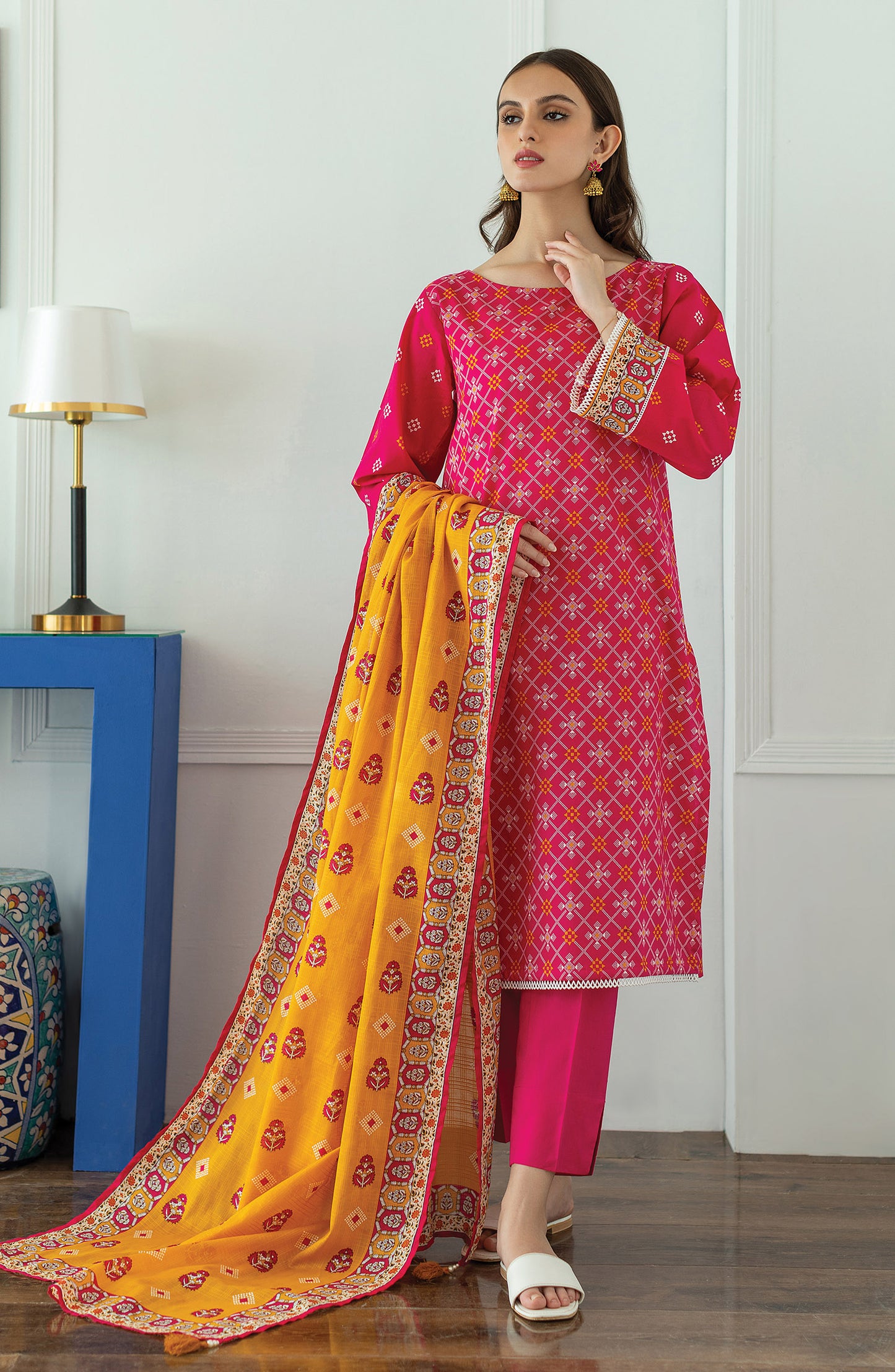 OTL-23-252/U MAGENTA LAWN  UNSTITCHED SHIRT DUPATTA PANTS
