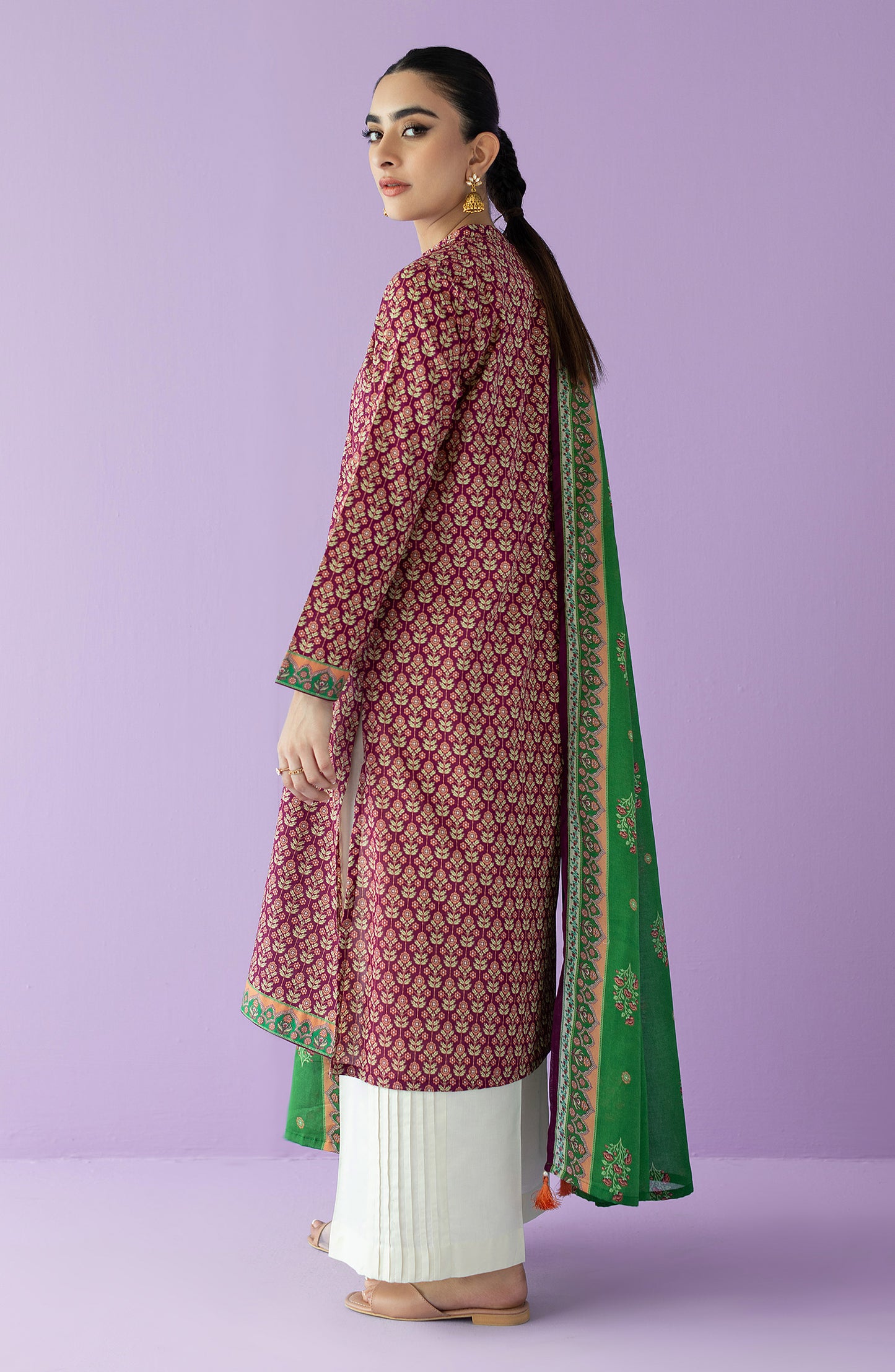 NRDS-23-036/U MAROON LAWN  UNSTITCHED SHIRT DUPATTA