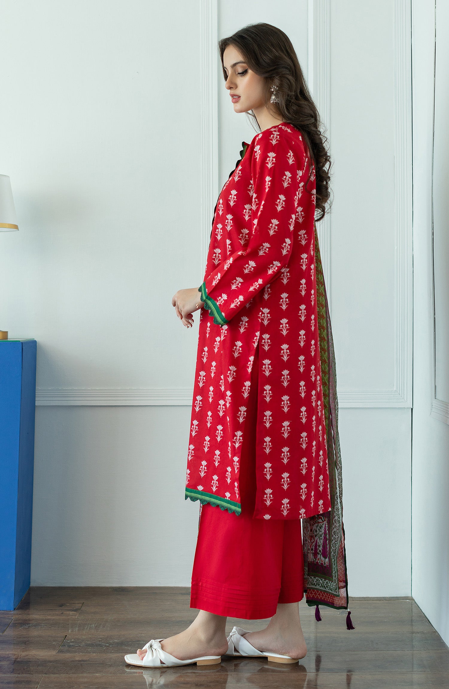 OTL-23-064/U RED LAWN  UNSTITCHED SHIRT DUPATTA PANTS