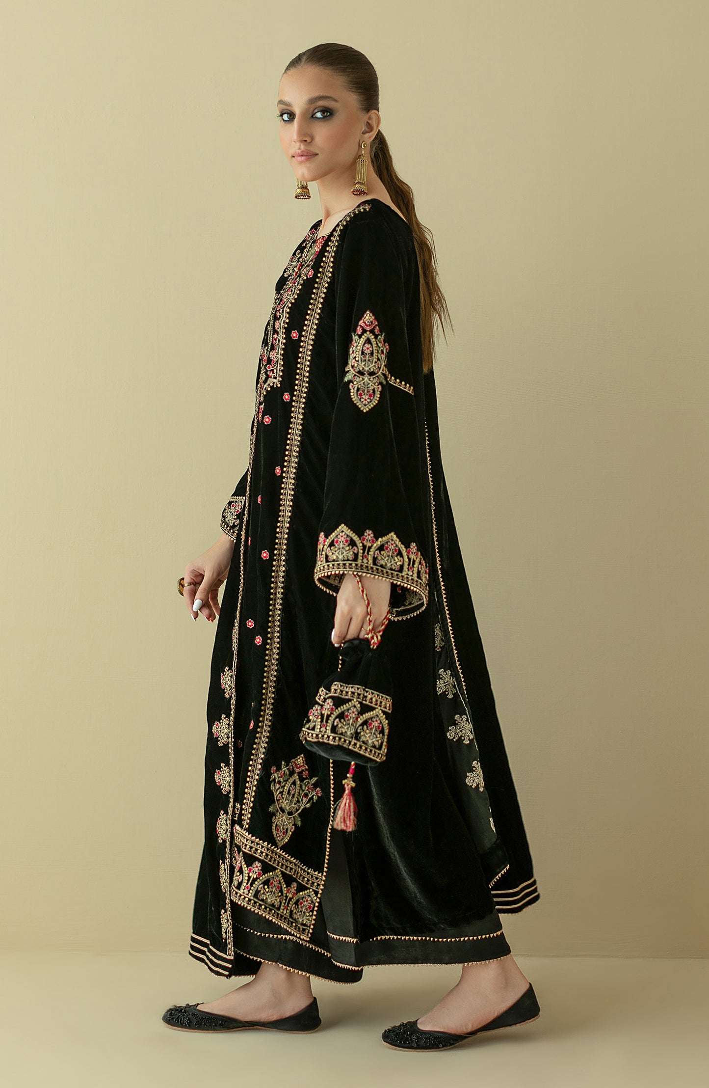 NF-SDT-22-008/U Black VELVET  UNSTITCHED SHIRT DUPATTA PANTS