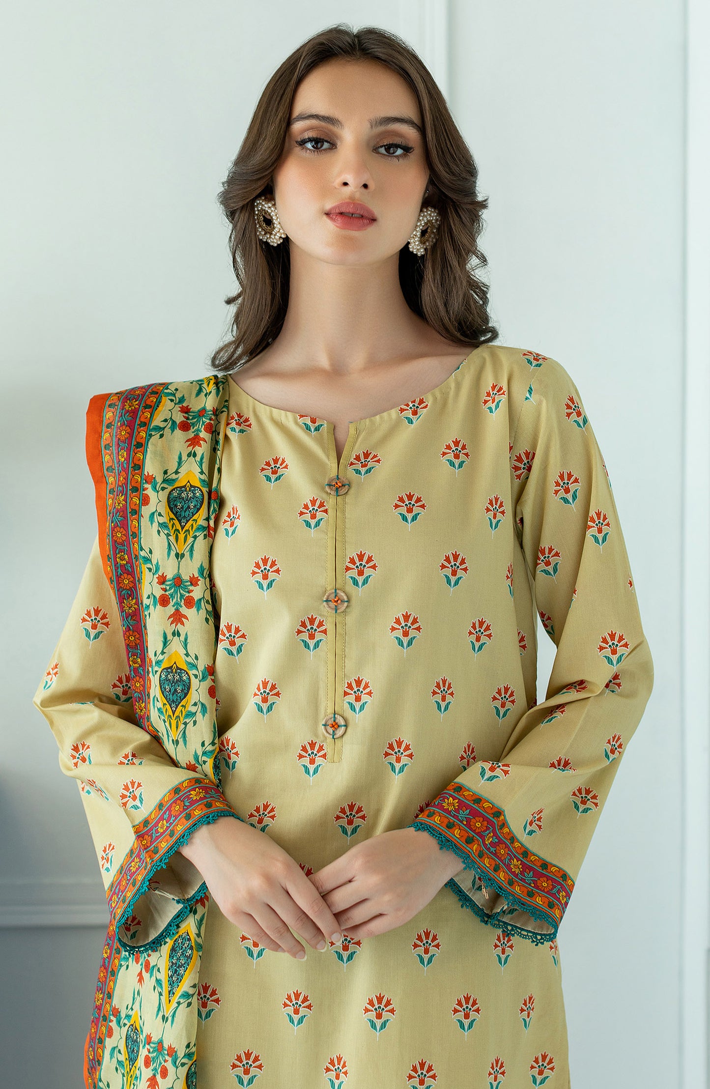 OTL-23-040/U BEIGE LAWN  UNSTITCHED SHIRT DUPATTA PANTS