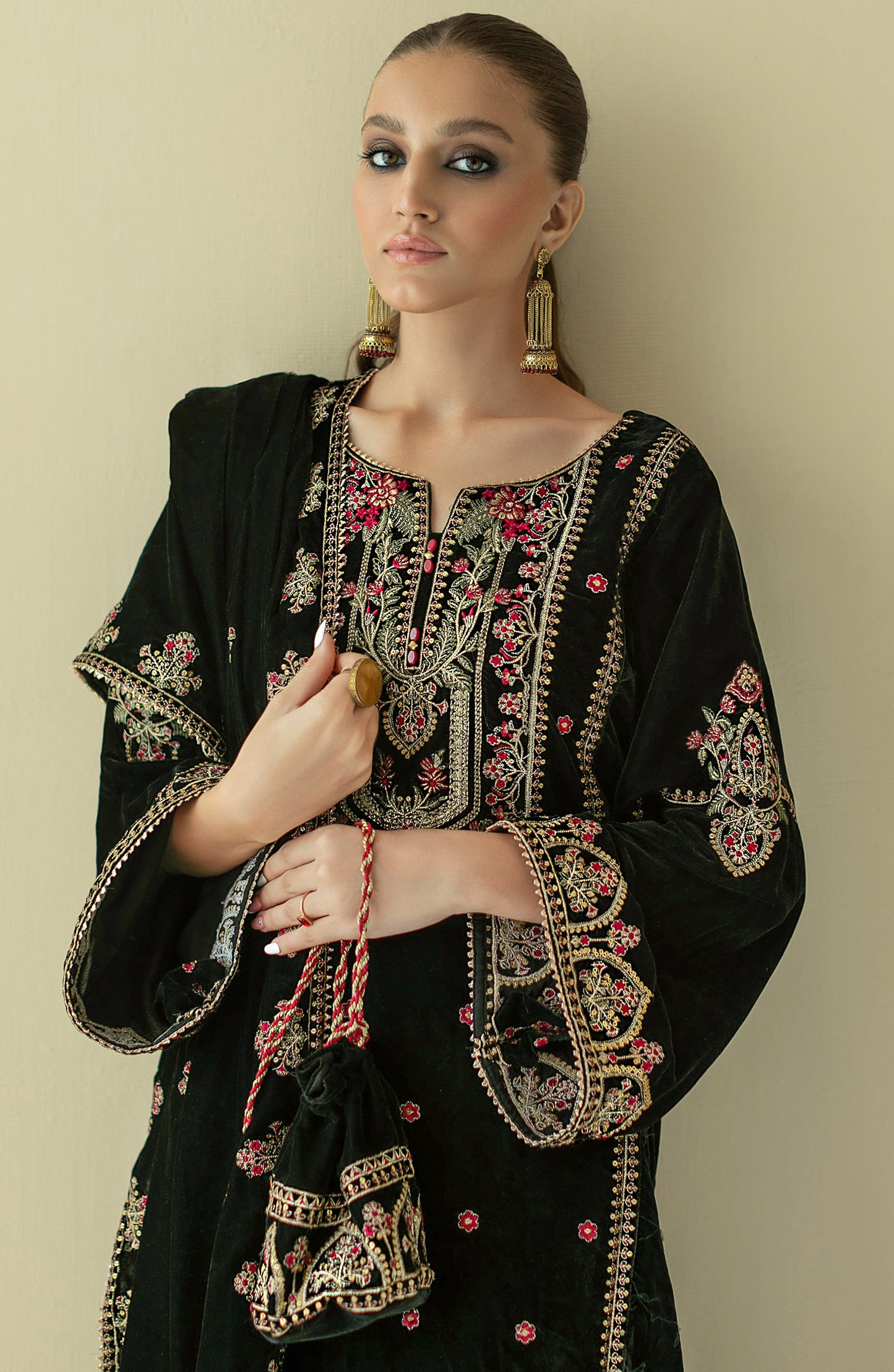 NF-SDT-22-008/U Black VELVET  UNSTITCHED SHIRT DUPATTA PANTS