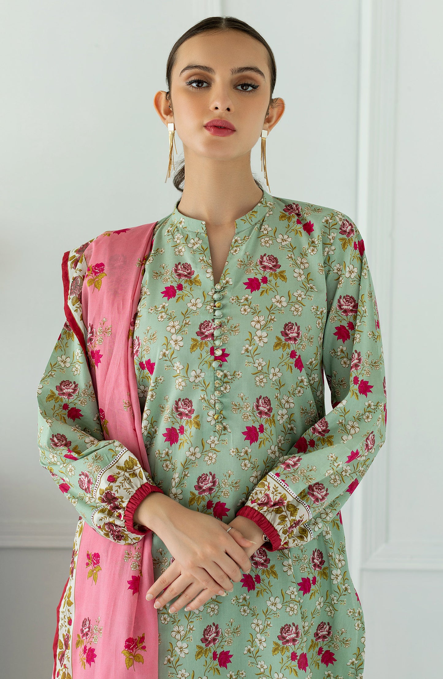 OTL-23-022/U GREEN LAWN  UNSTITCHED SHIRT DUPATTA PANTS