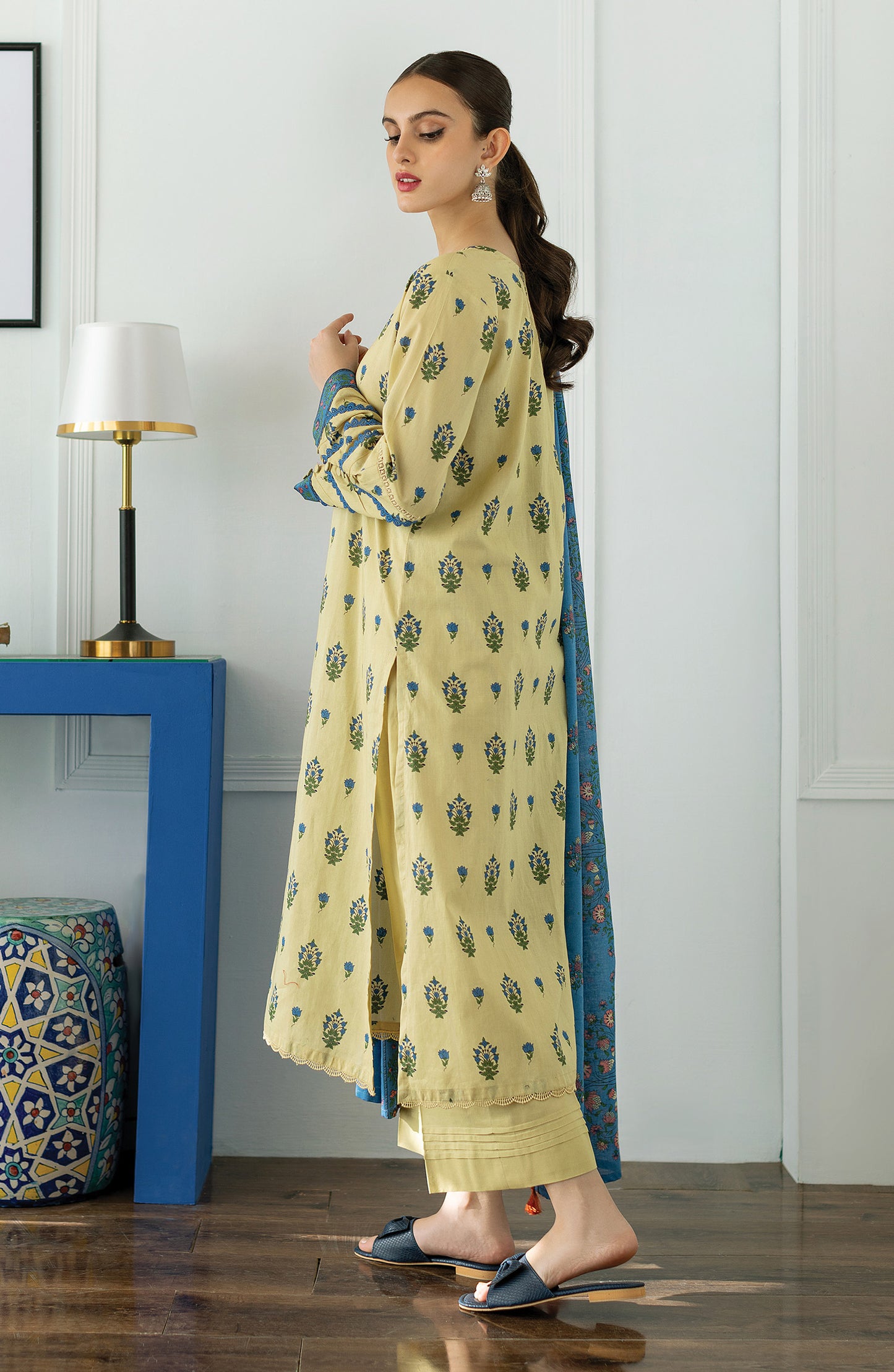 OTL-23-041/S BEIGE LAWN  READY TO WEAR SHIRT DUPATTA PANTS