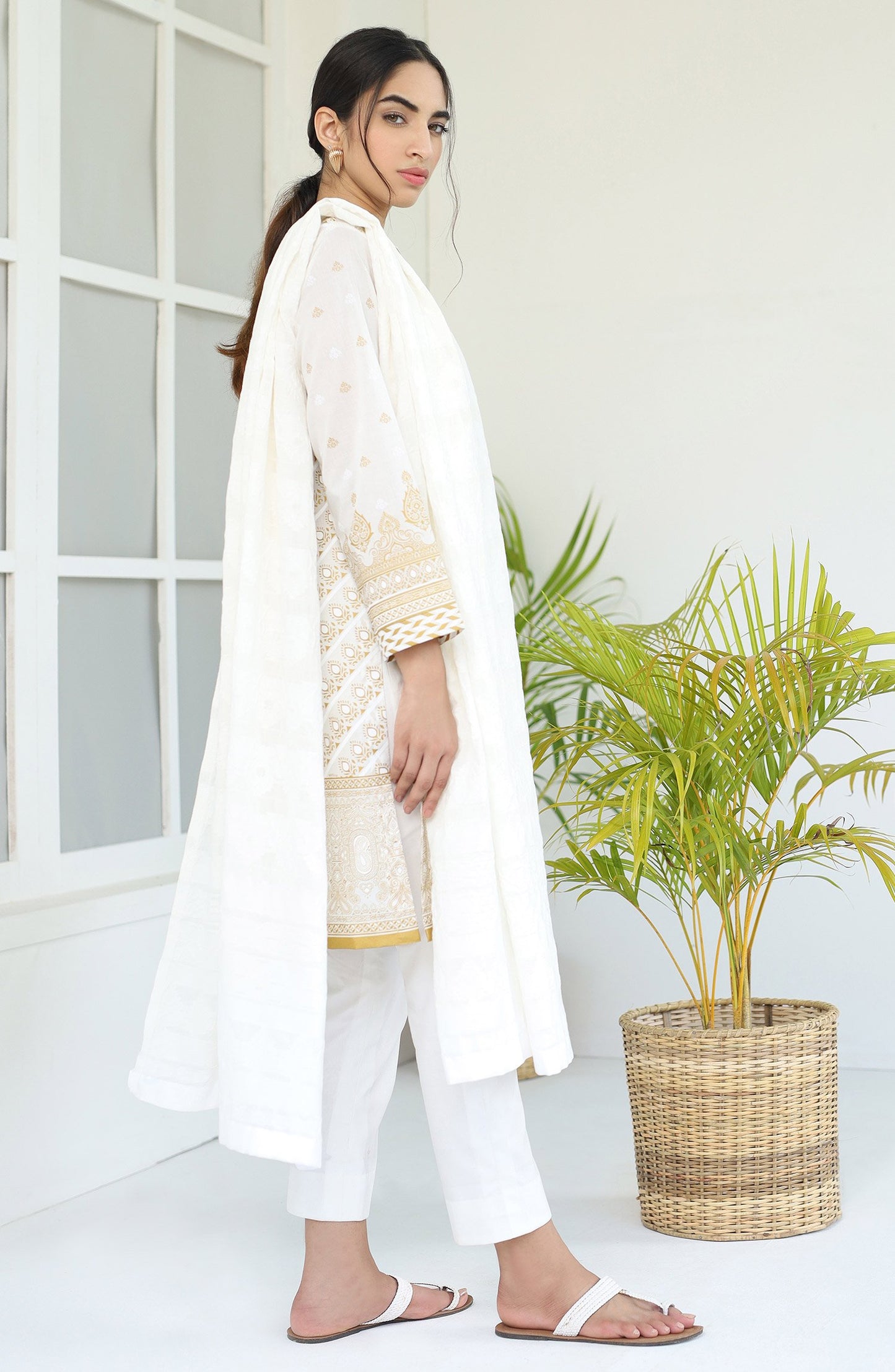 Unstitched 2PC Pearl Printed Shirt Jacquard Dupatta