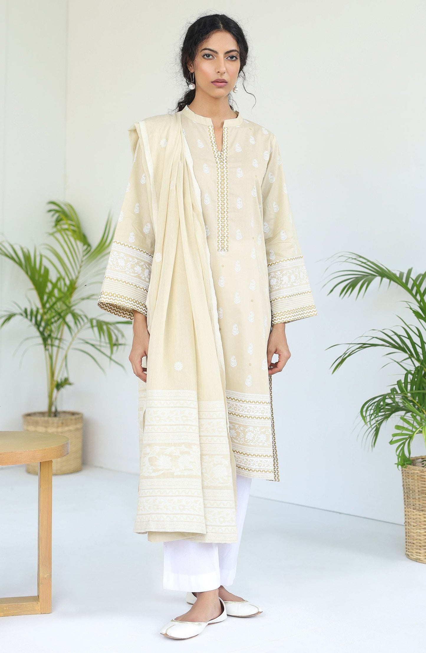 Unstitched 2PC Pearl Printed Shirt Jacquard Dupatta