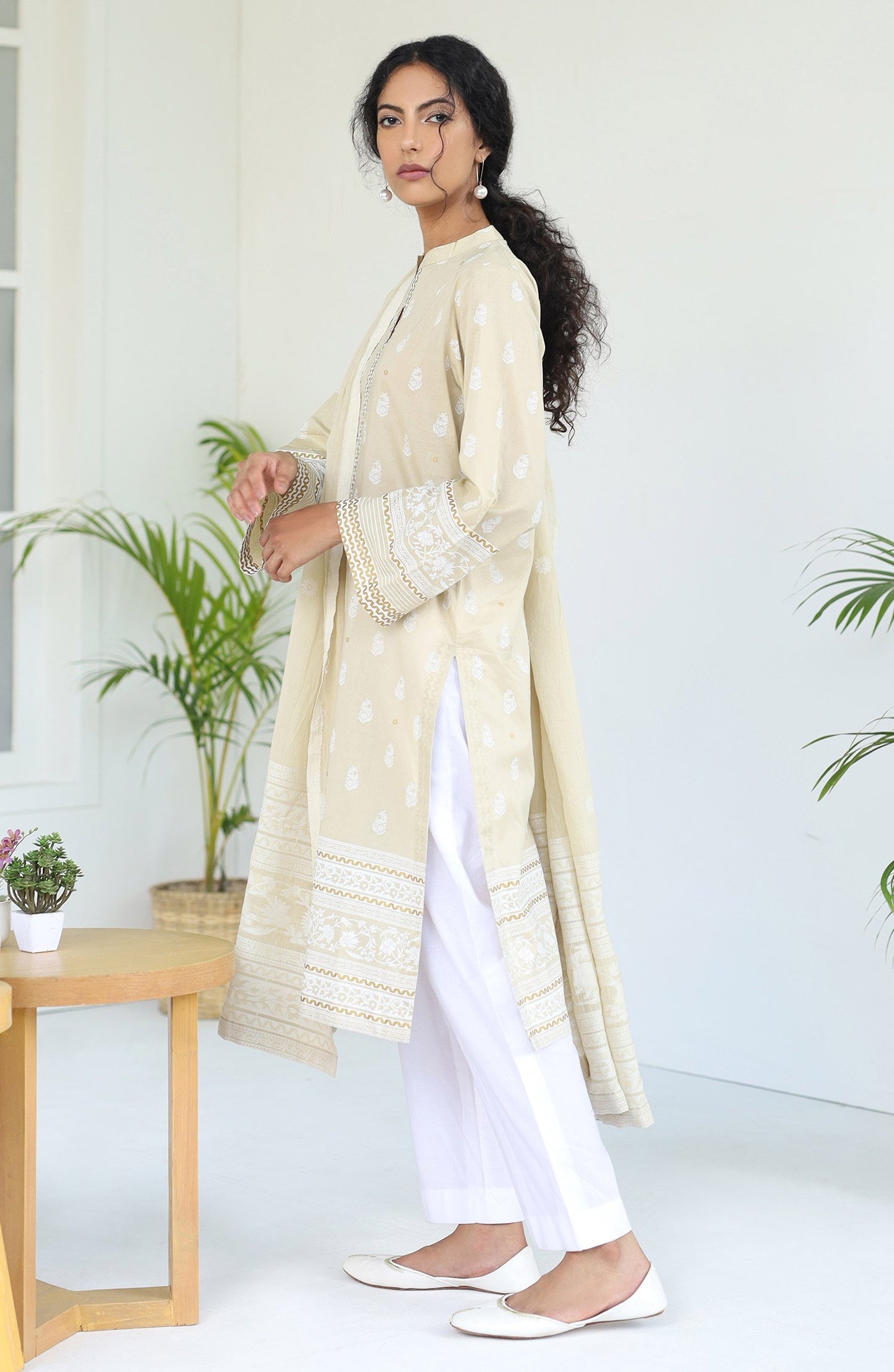 Unstitched 2PC Pearl Printed Shirt Jacquard Dupatta