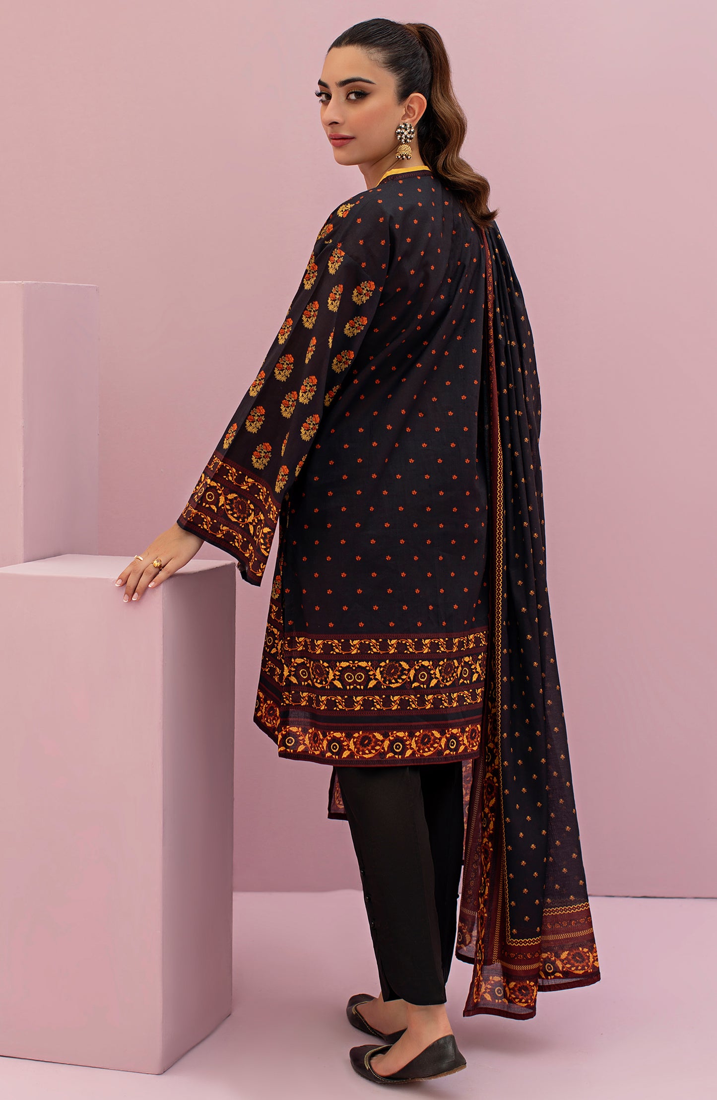 OTL-22-097/U BLACK LAWN  UNSTITCHED SHIRT DUPATTA PANTS