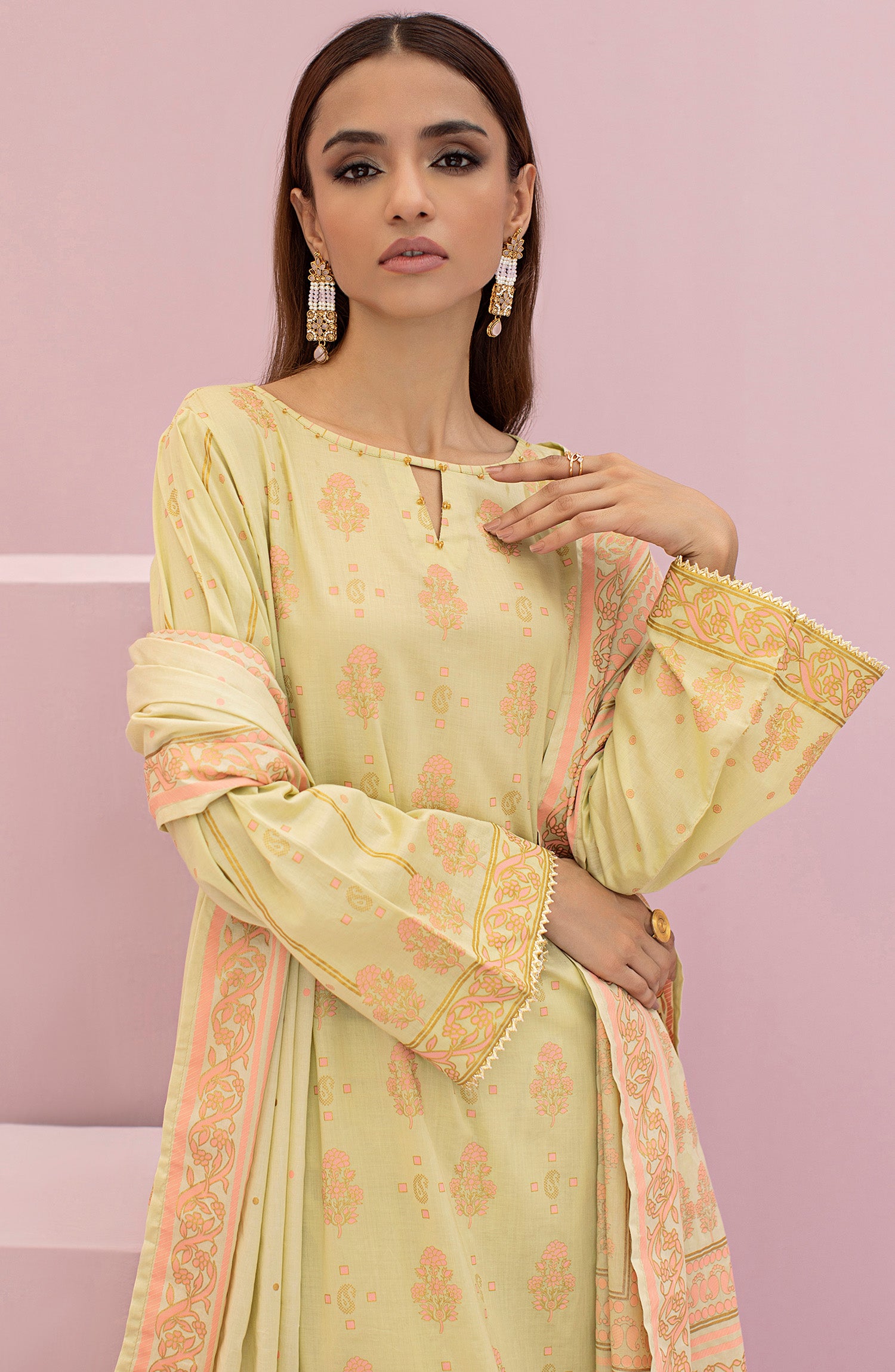 OTL-22-081/U GREEN LAWN  UNSTITCHED SHIRT DUPATTA PANTS