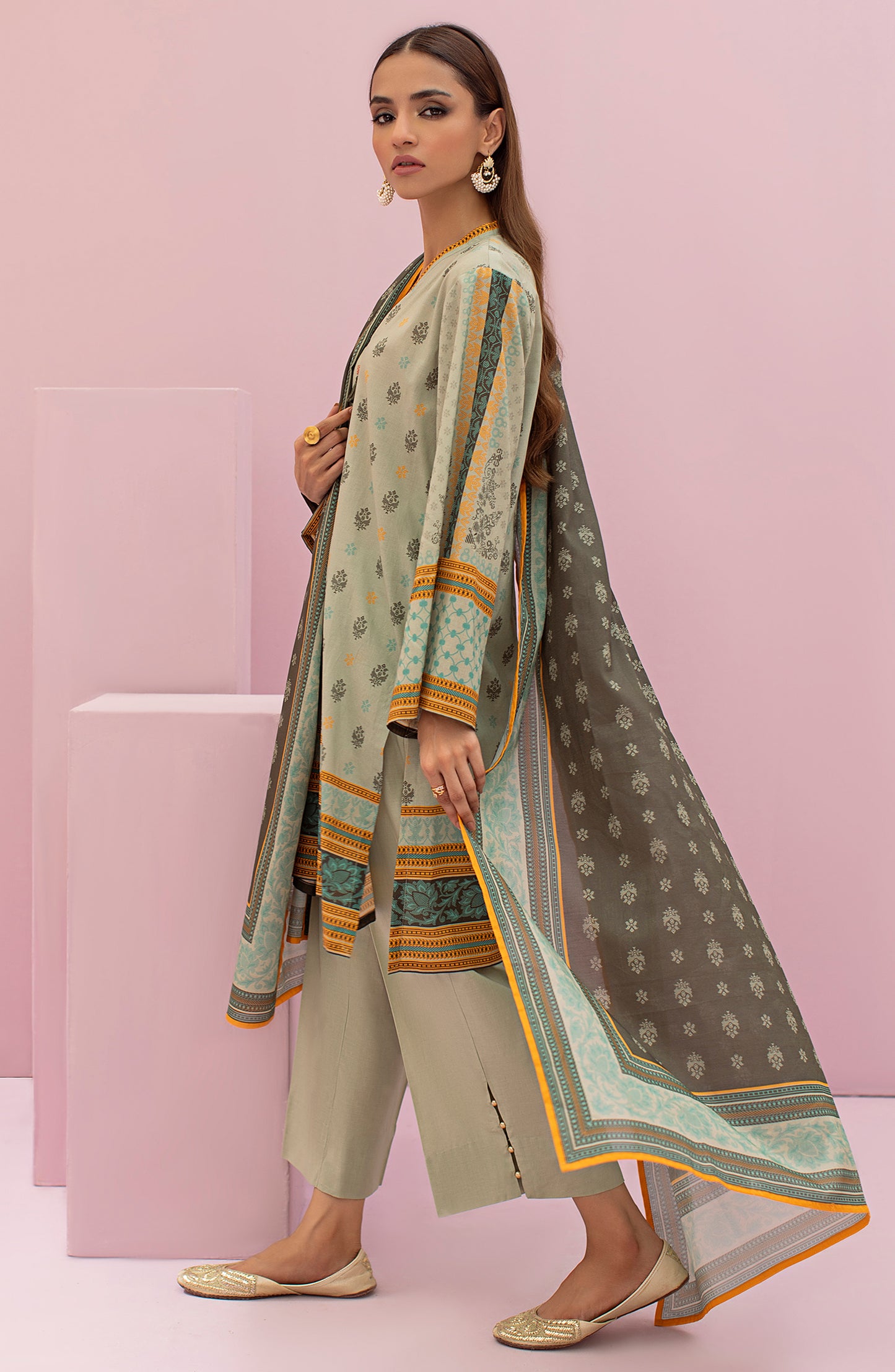 OTL-22-094/U GREEN LAWN  UNSTITCHED SHIRT DUPATTA PANTS